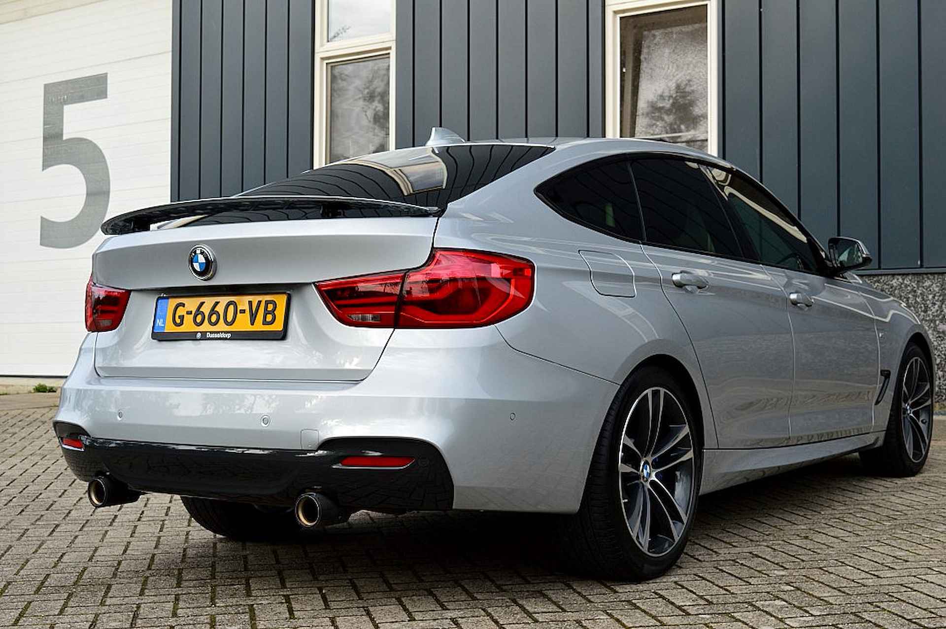 BMW 3-serie Gran Turismo 320i M-Sport High Executive Edition Rijklaarprijs-Garantie Panoramadak  Leder Led camera - 5/45