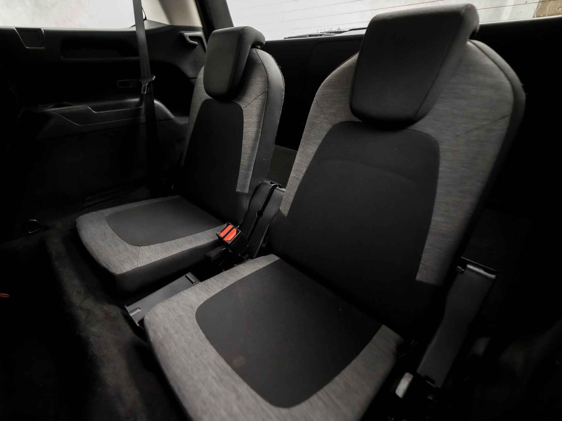 Citroën Grand C4 Spacetourer 1.2 PureTech Deluxe 7 Persoons (DIGITAL COCKPIT, SCHERM, CLIMATE, SPORTSTOELEN, ELEK PAKKET, NIEUWE APK, PARKEERSENSOREN, CRUISE, NIEUWSTAAT) - 14/32