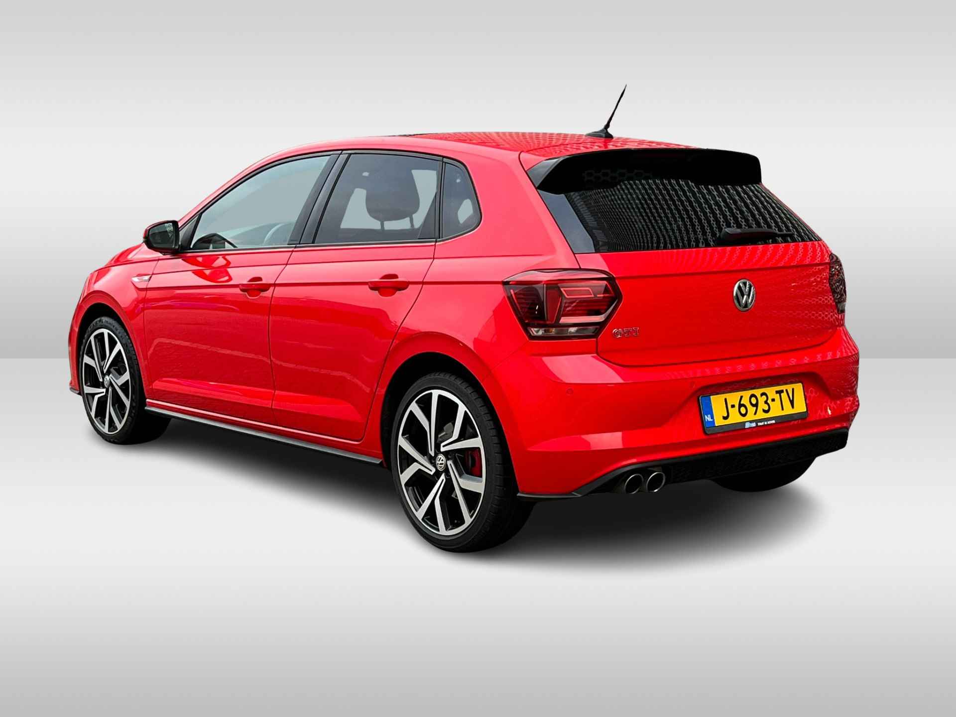 Volkswagen Polo 2.0 TSI 200PK GTI / Panoramadak / Digitale Cockpit / Alarmsysteem / LED / 18" LMV / Parkeersensoren V+A P4 - 6/24