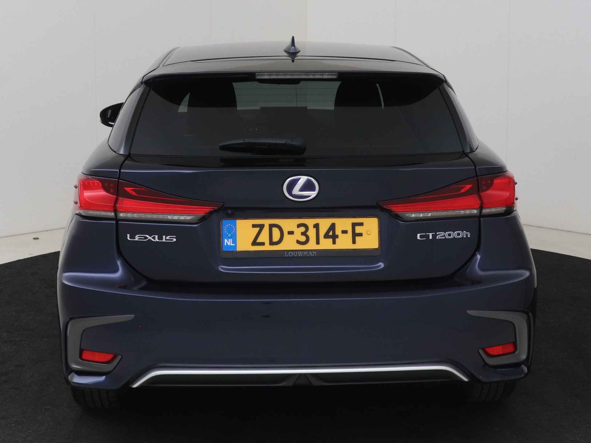 Lexus CT 200h Sport Edition | Premium Navigatie | Safety System | 17" LM Velgen | - 30/48