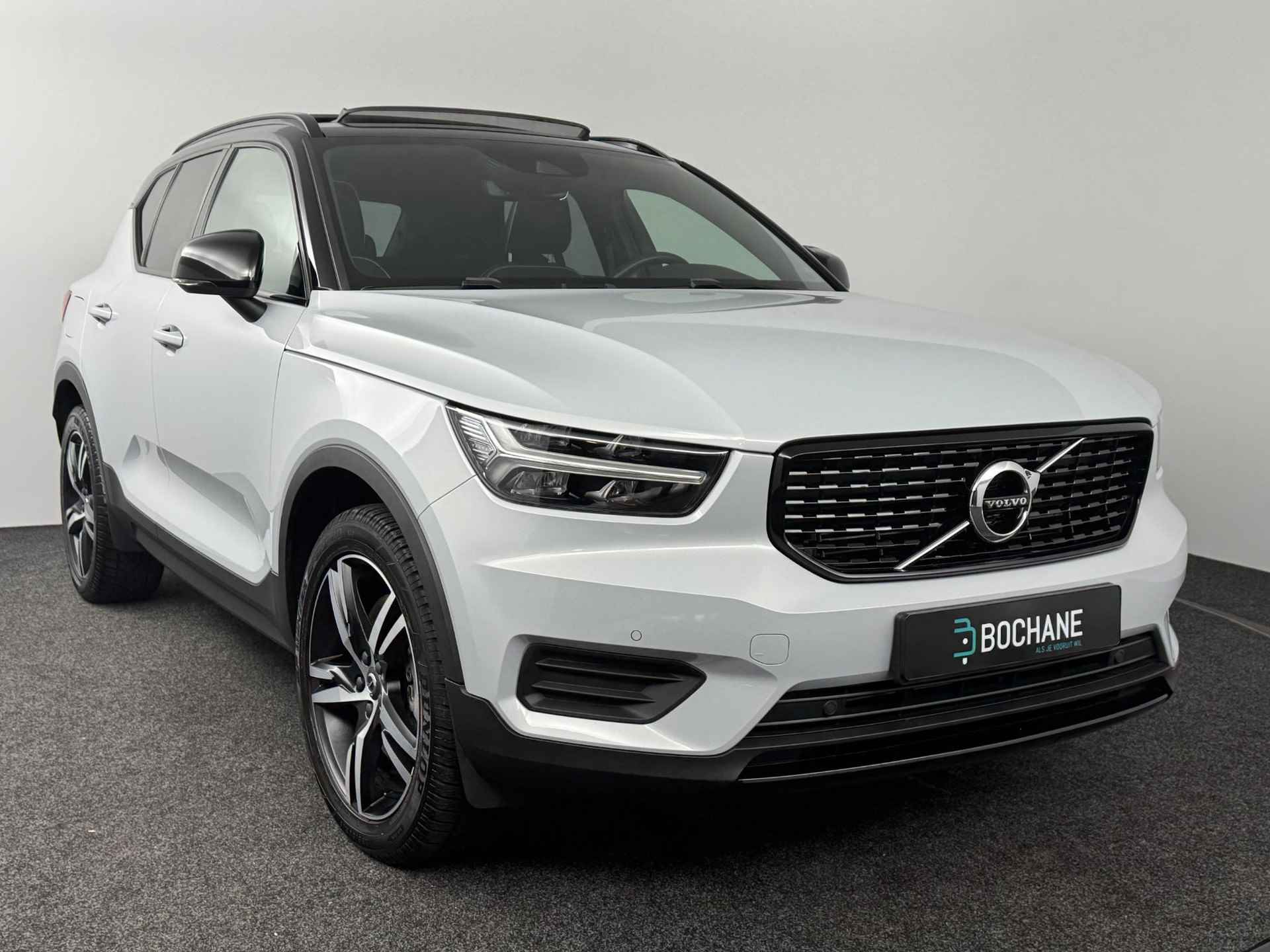 Volvo XC40 1.5 T5 Twin Engine R-Design | Panoramadak | Trekhaak | Apple Carplay - 6/36