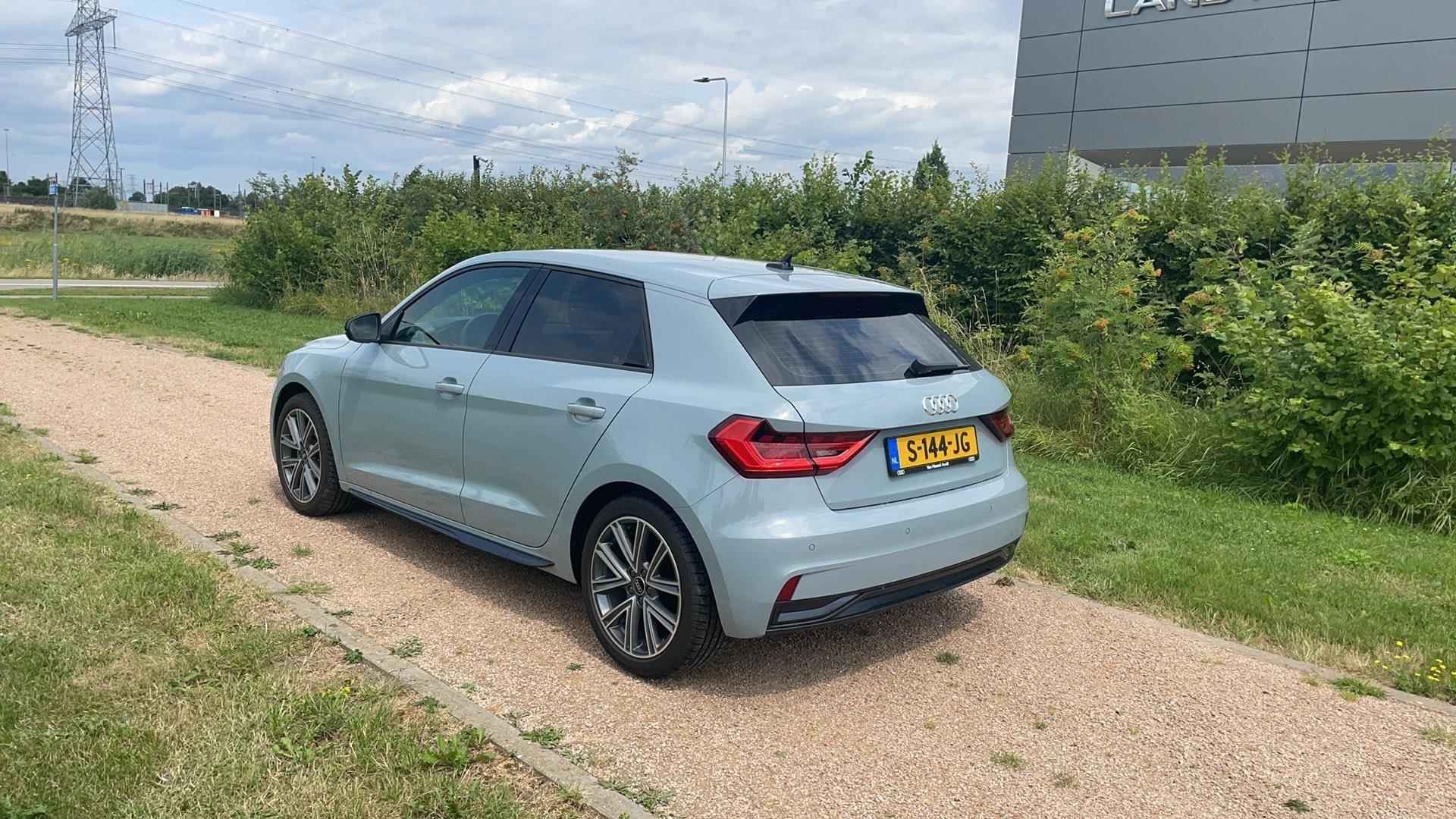 Audi A1 Sportback 25 TFSI 95 PK |Automaat | Stoelverwarming | Virtual cockpit | Elektrisch inklapbare spiegels | Parkeersensoren achter | Getint Glas | Climate control | Lichtmetalen velgen | Parkeersensoren | Cruise control | - 2/10