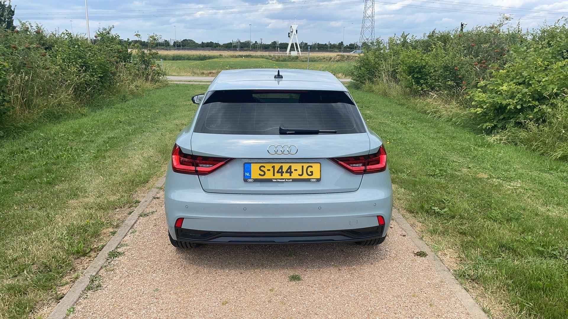 Audi A1 Sportback 25 TFSI 95 PK |Automaat | Stoelverwarming | Virtual cockpit | Elektrisch inklapbare spiegels | Parkeersensoren achter | Getint Glas | Climate control | Lichtmetalen velgen | Parkeersensoren | Cruise control | - 3/10