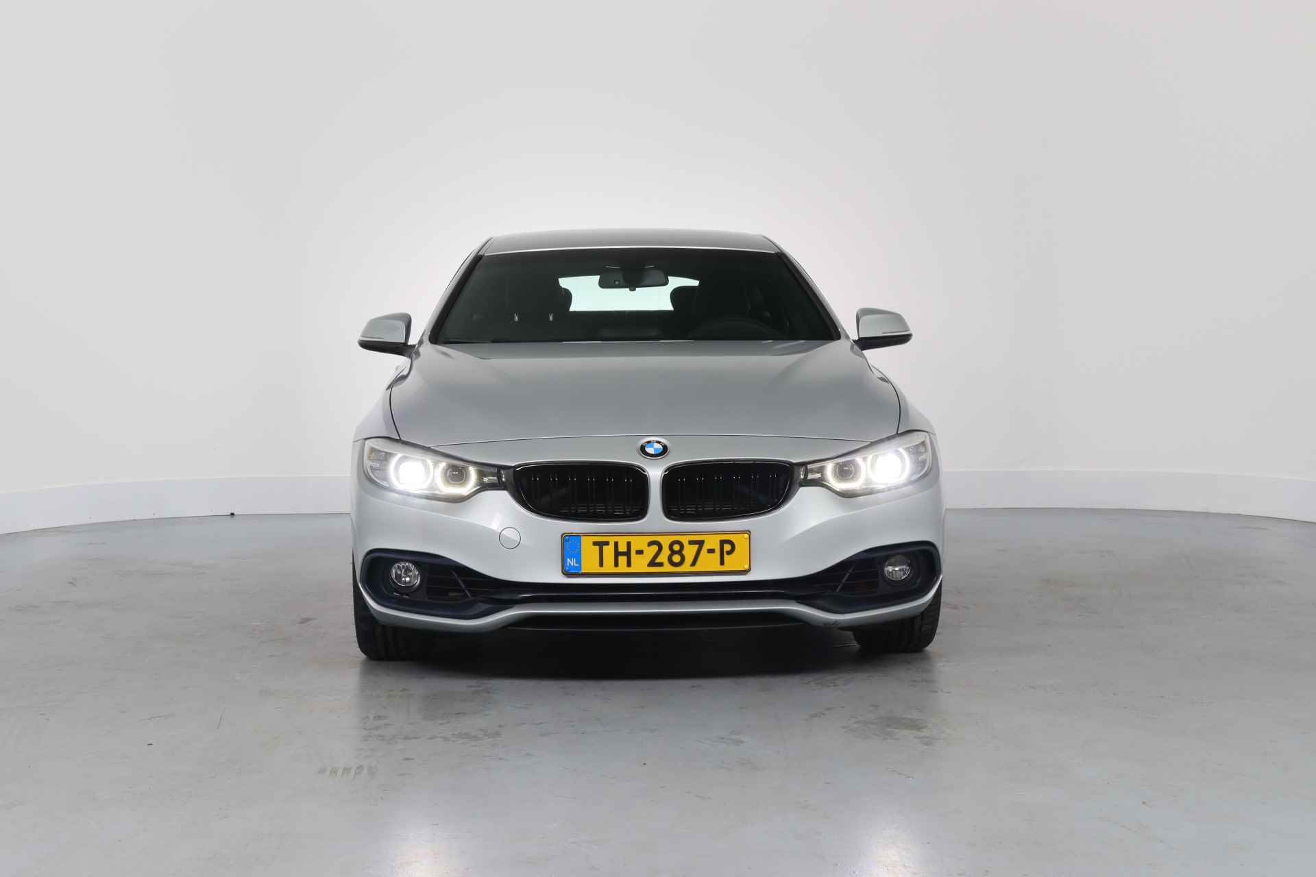 BMW 4 Serie Gran Coupé 418i Executive | 1e Eigenaar! | Dealer Onderhouden! | LED | Sportstoelen | Navi | Clima | Parkeersensoren | Elektrisc - 3/35