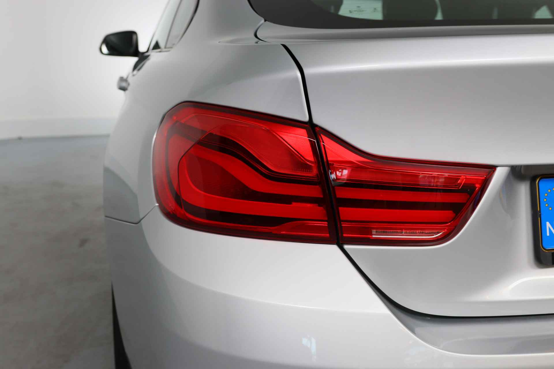 BMW 4 Serie Gran Coupé 418i Executive | 1e Eigenaar! | Dealer Onderhouden! | LED | Sportstoelen | Navi | Clima | Parkeersensoren | Elektrisc - 22/35