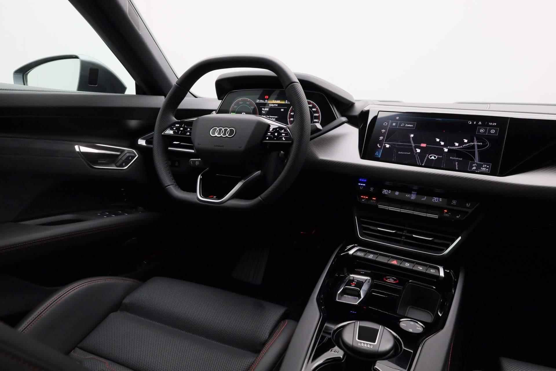 Audi e-tron GT S 592 pk quattro | 30 Day Sale** | Assistentiepakket plus remote | Glazen panoramadak smart glass | Vierwiel- en sportbesturing | - 38/54