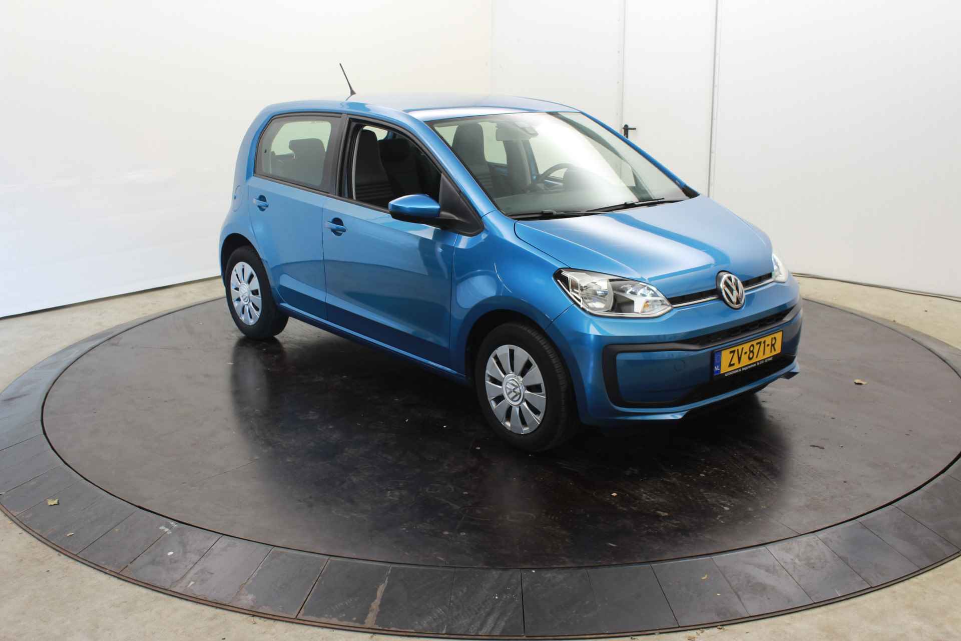 Volkswagen up! 1.0 BMT move up Executive Airco - 12/28