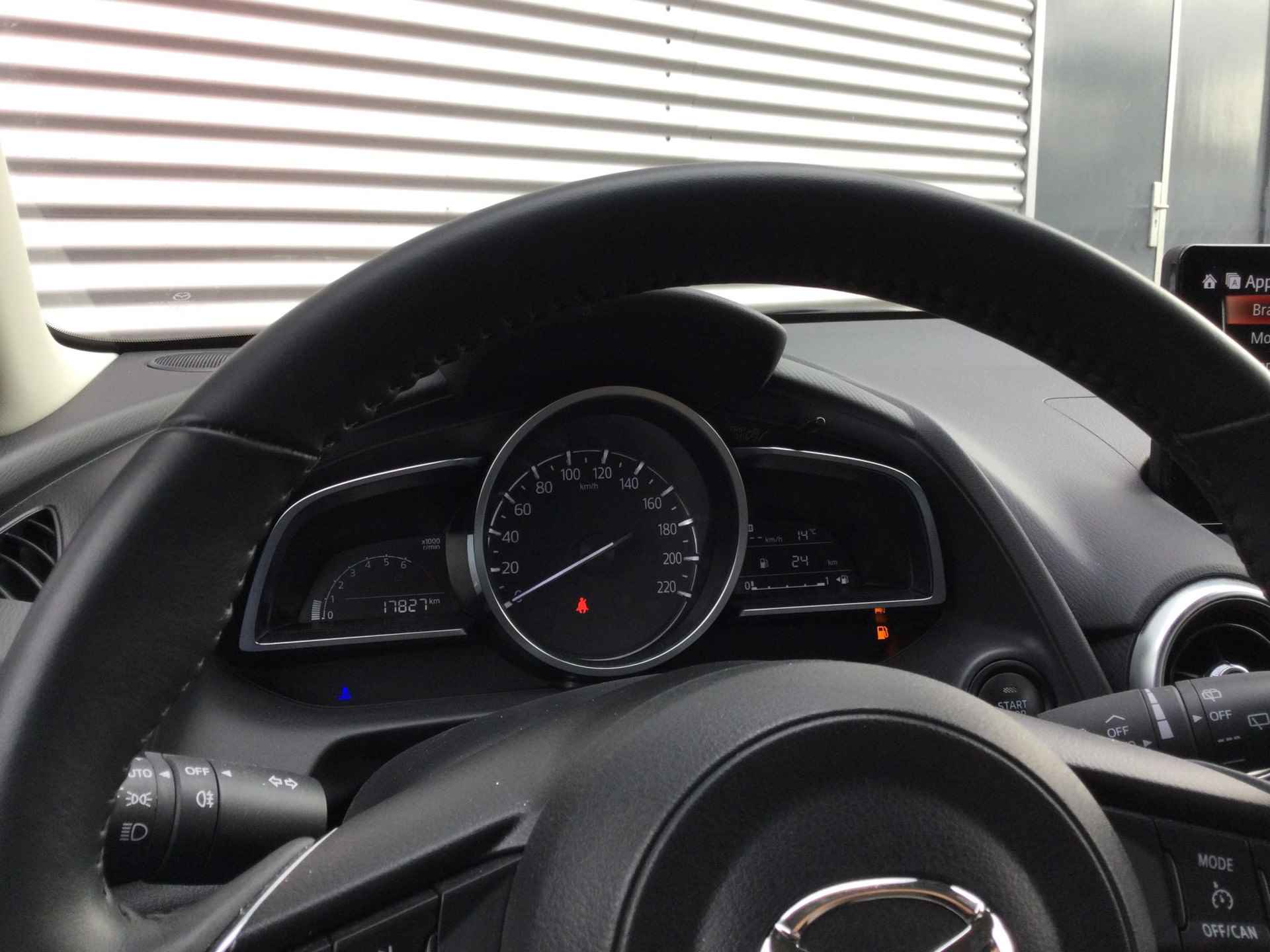 Mazda 2 1.5 Skyactiv-G Luxury Stuur/Stoelverwarming | Applecarplay | Cruise | - 15/22
