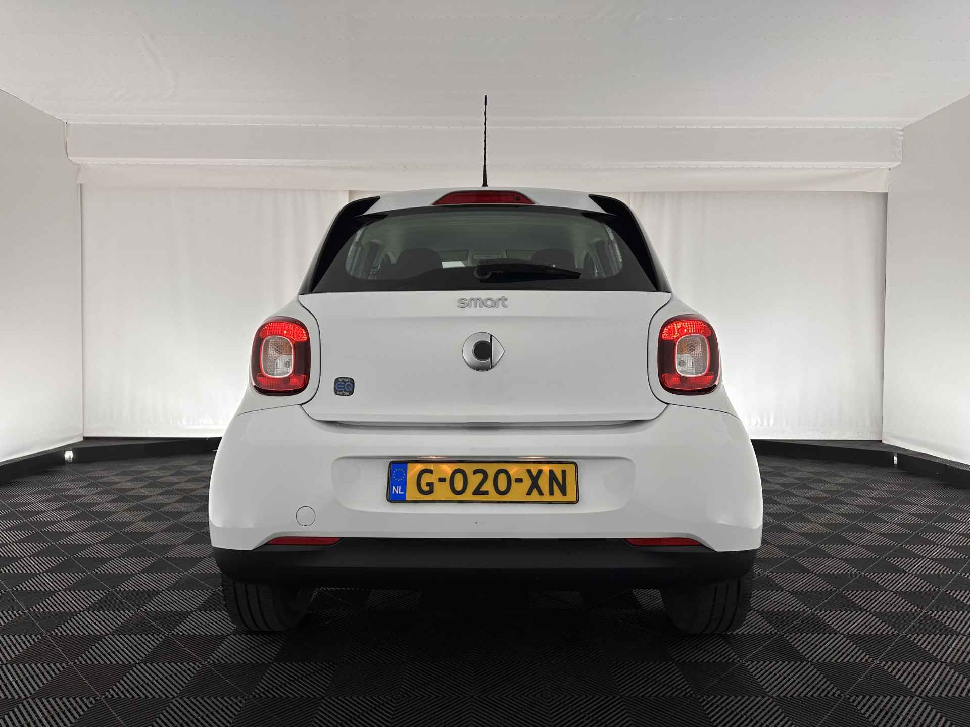 Smart Forfour EQ Business Solution Cool&Audio Pack 18 kWh [ 3-Fase ] (INCL-BTW) *FULL-LEATHER | AIRCO | DAB | CRUISE | COMFORT-SEATS | 15''ALU* - 5/28