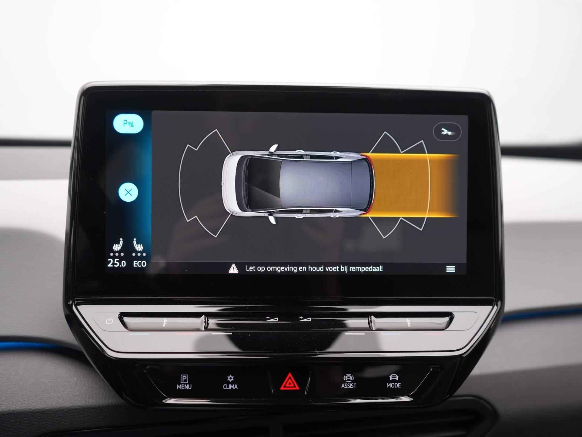 Volkswagen ID.3 First Plus 58 kWh / Adaptive Cruise Control / Navigatie / Stoelverwarming - 25/55