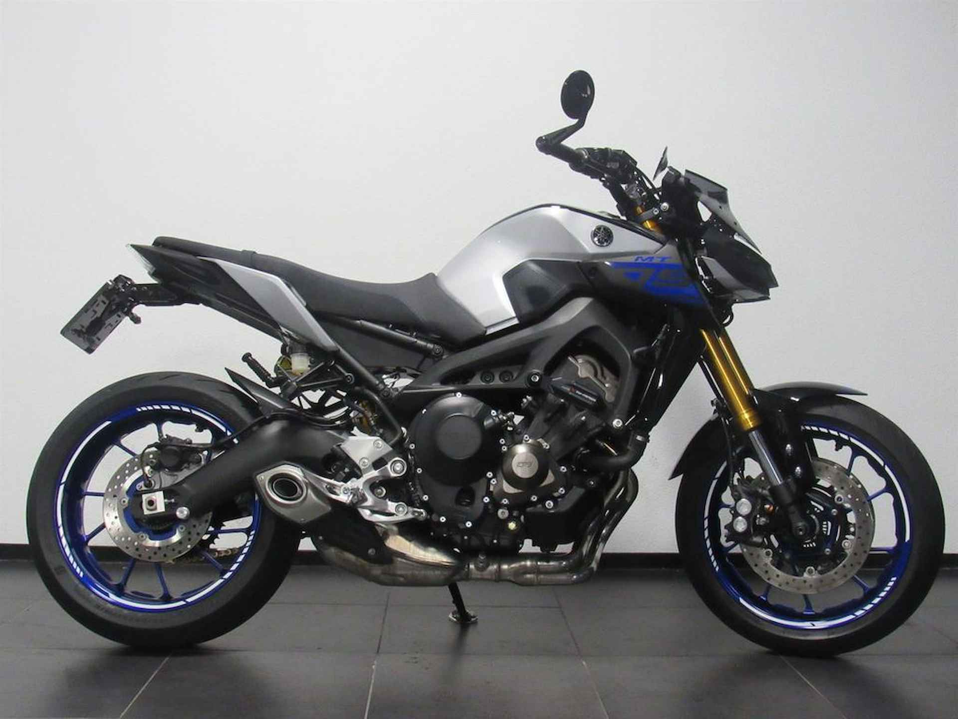 Yamaha MT-09 SP - 1/14