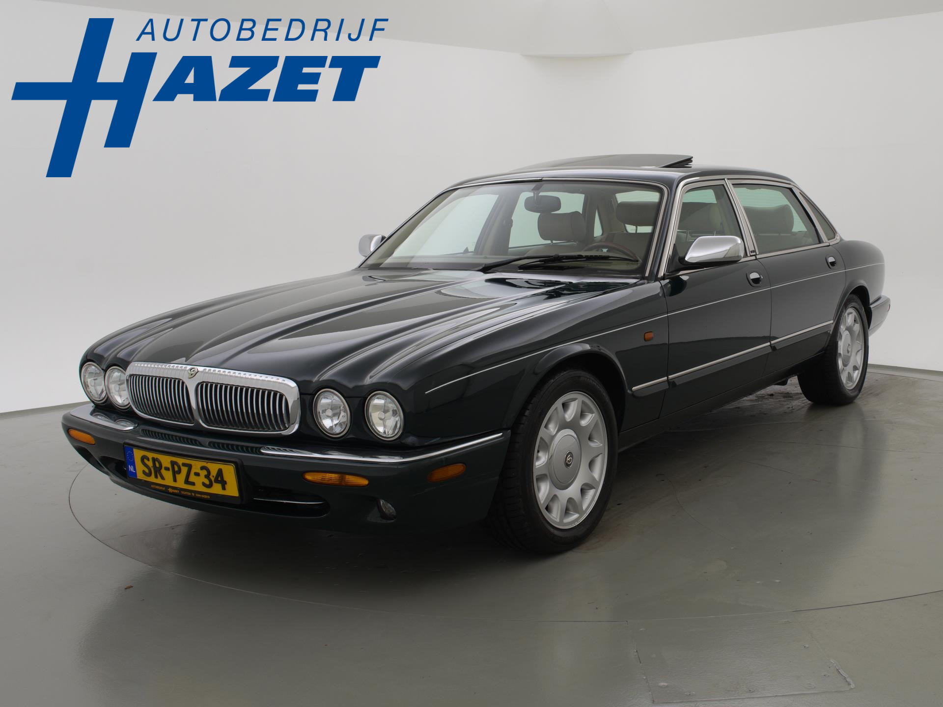 Daimler 4.0 V8 SUPER 364 PK AUT. *ORIG. NL* + SCHUIFDAK / LEDER / STOELVERW.