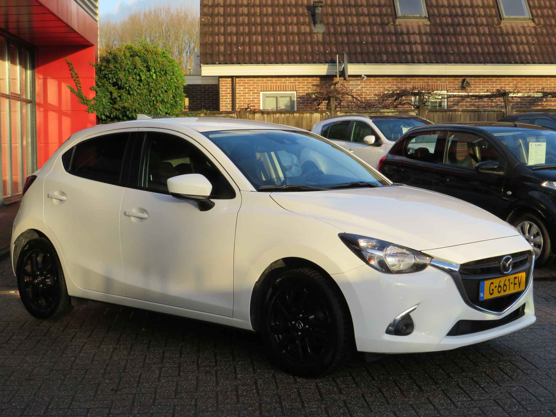 Mazda 2 1.5 Skyactiv-G Sport Selected | Airco | Cruise Control | Parkeercamera | Incl. BOVAG Garantie | Bluetooth | - 5/32