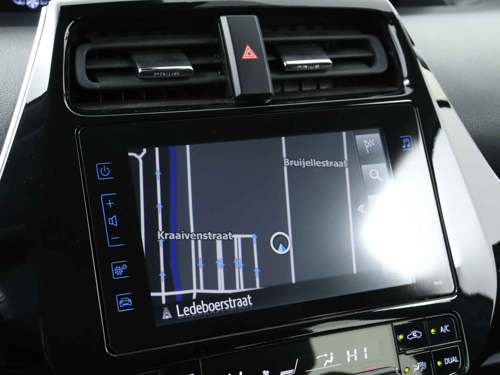 Toyota Prius 1.8 Plug-in Hybrid Dynamic Limited | navigatie | camera | bluetooth | - 8/40