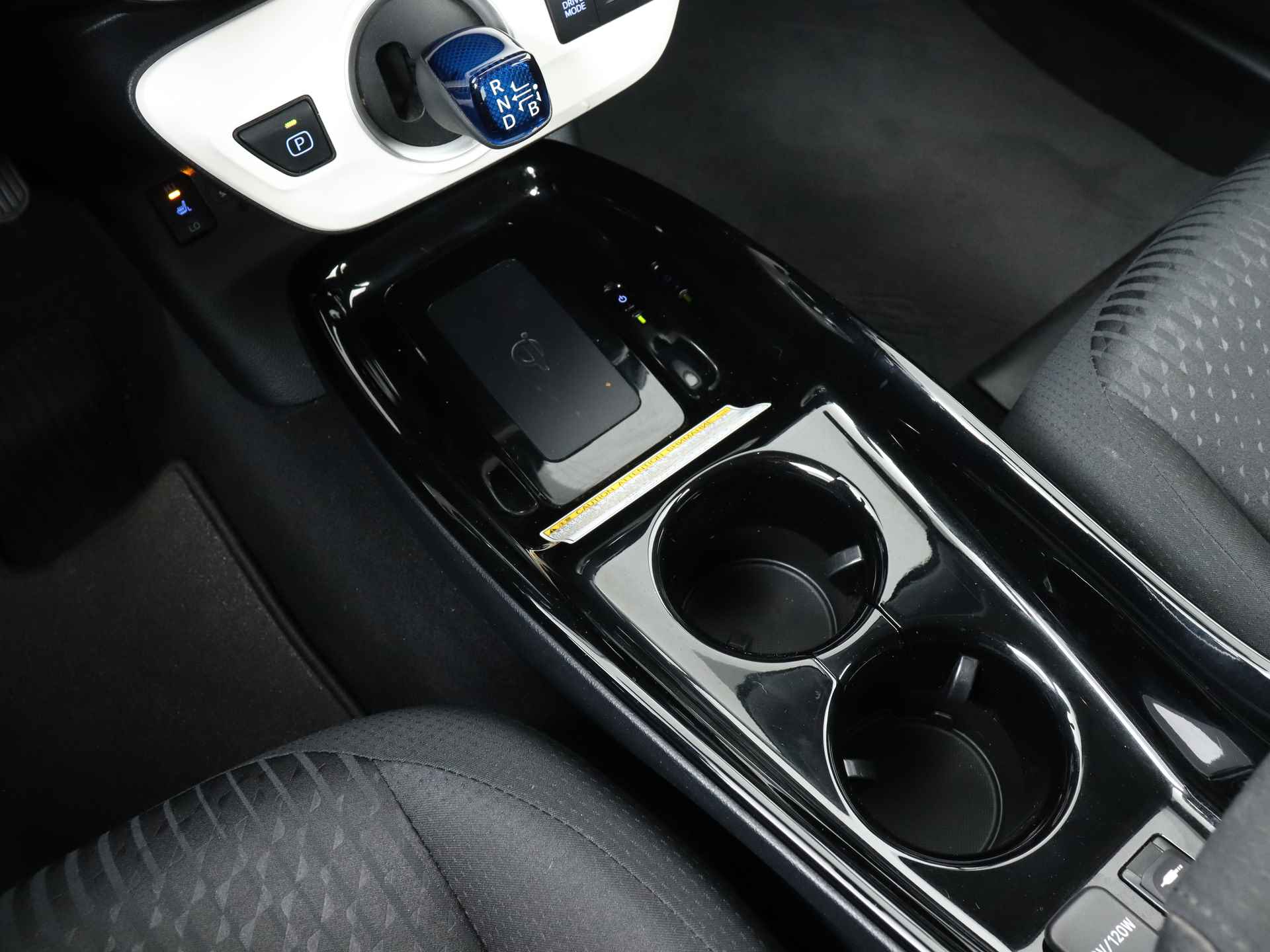 Toyota Prius 1.8 Plug-in Hybrid Dynamic Limited | navigatie | camera | bluetooth | - 11/40
