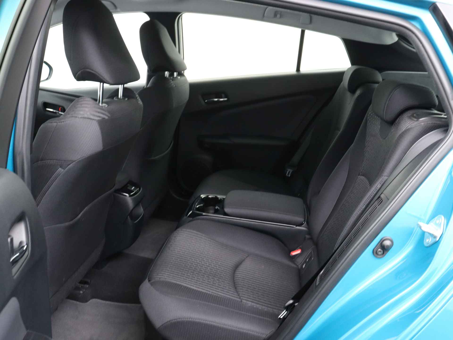 Toyota Prius 1.8 Plug-in Hybrid Dynamic Limited | navigatie | camera | bluetooth | - 17/40