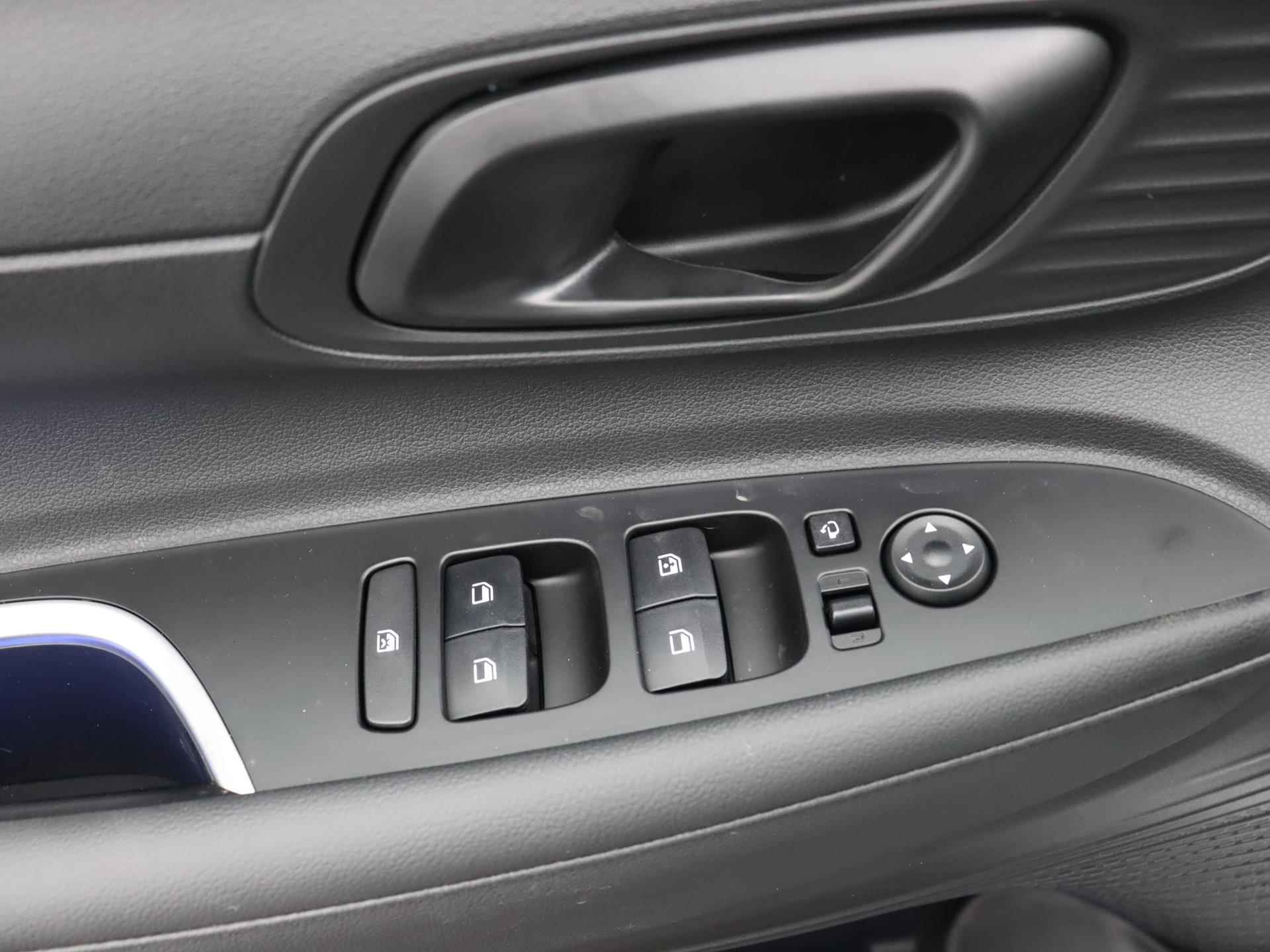 Hyundai Bayon 1.0 T-GDI Comfort Smart Aut. | Incl. €2000,- Voorraadactie! | Navigatie | Apple Carplay | Camera | Lm-wielen | - 12/24