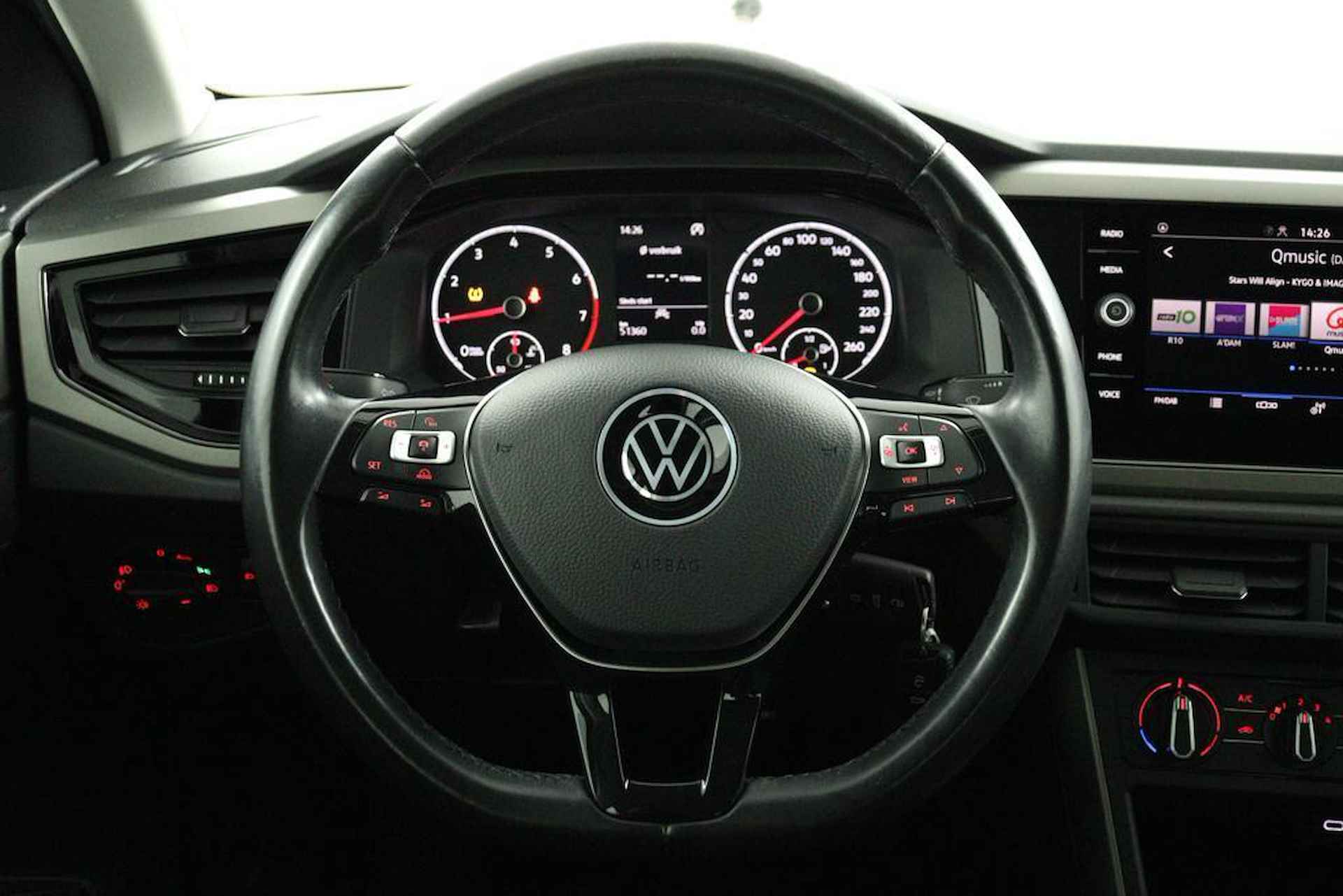 Volkswagen Polo 1.0 TSI Comfortline | parkeersensoren voor en achter | App-Connect | adaptive cruise control - 15/37