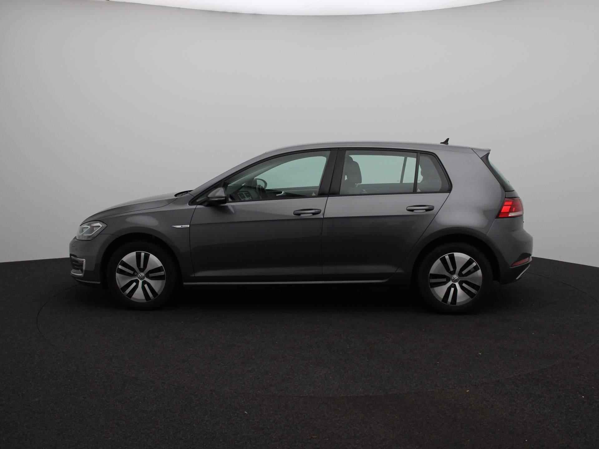 Volkswagen e-Golf E-DITION | Navigatie | Stoel verwarming - 4/26