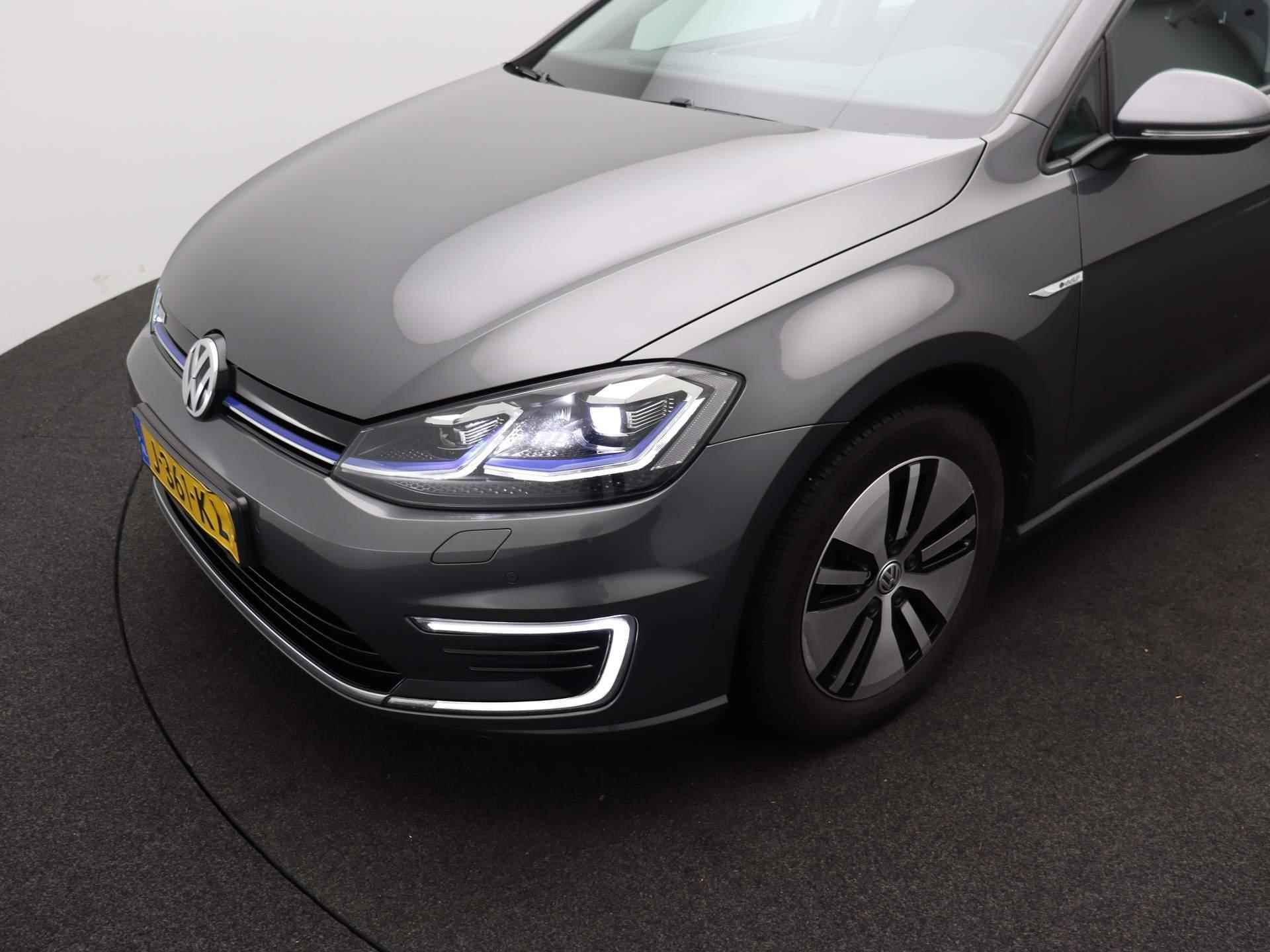 Volkswagen e-Golf E-DITION | Navigatie | Stoel verwarming - 14/26