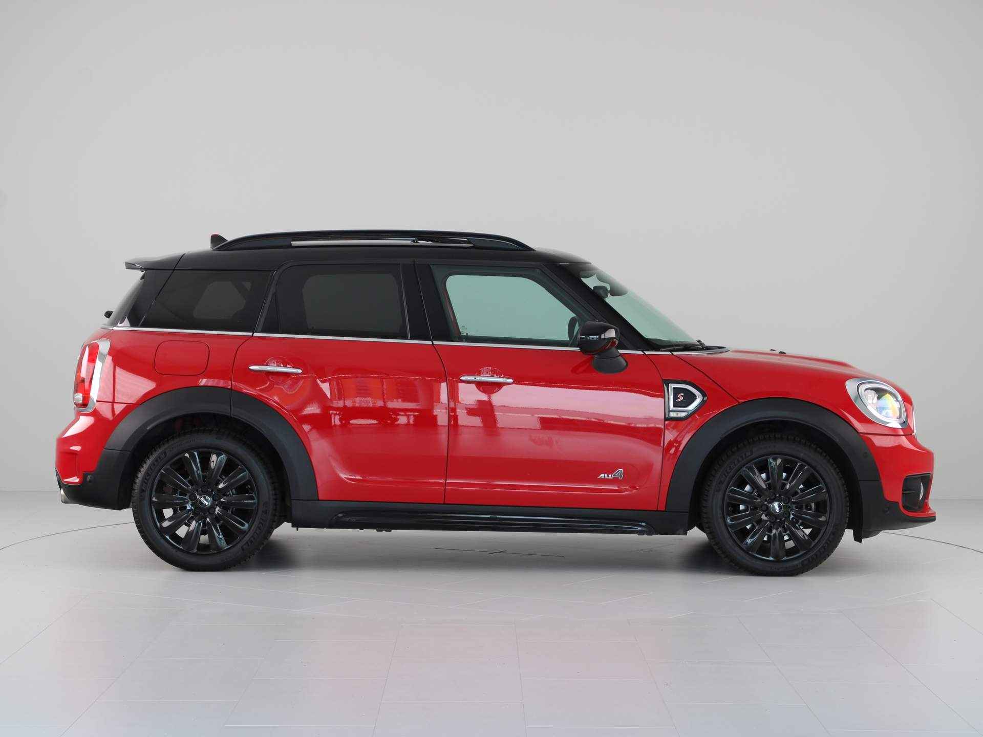 MINI Countryman Cooper S ALL4 Aut. - 10/26