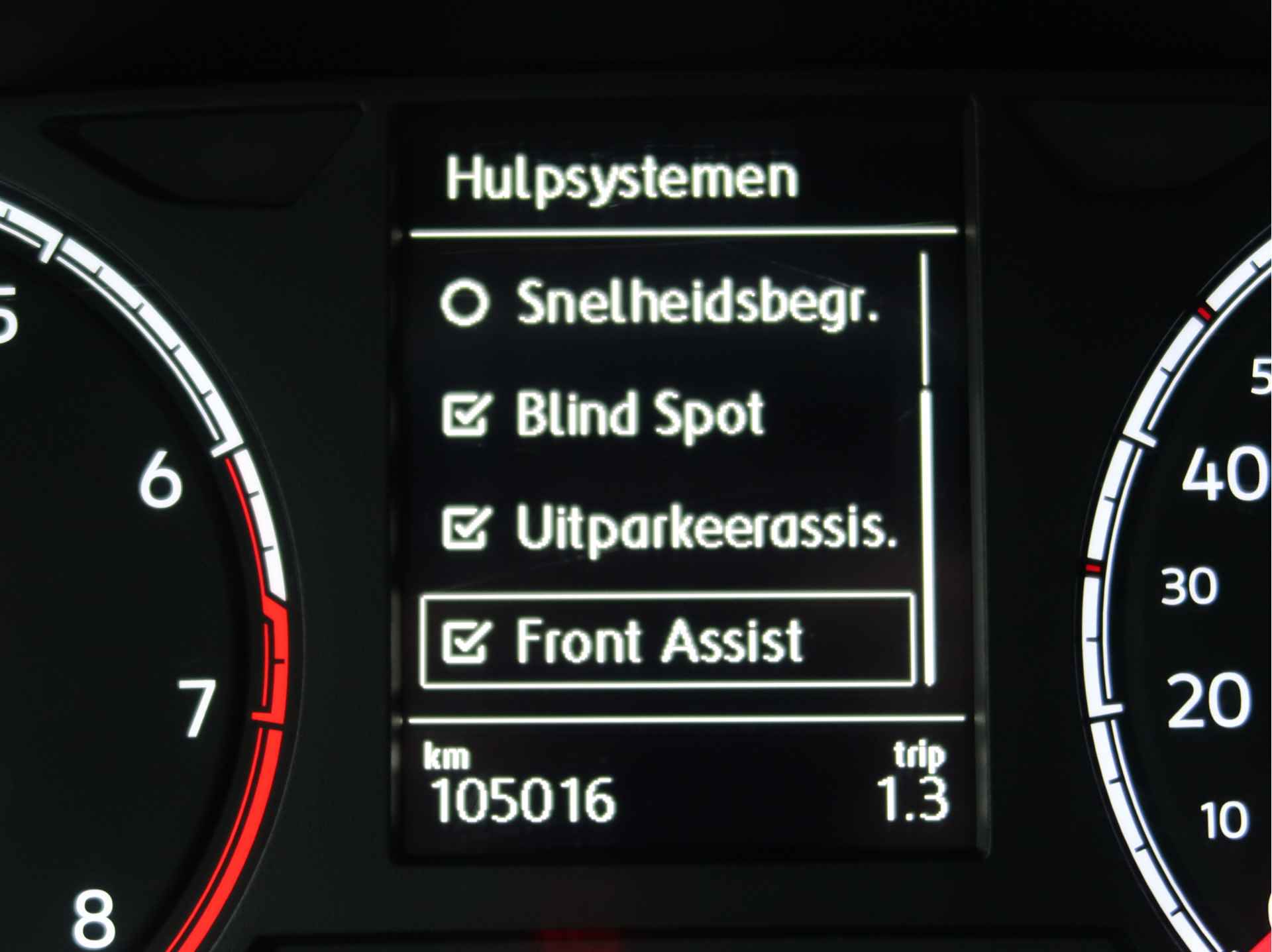 Volkswagen T-Cross 1.0 TSI Life | Stoelverw | Parkeersensoren | - 20/20