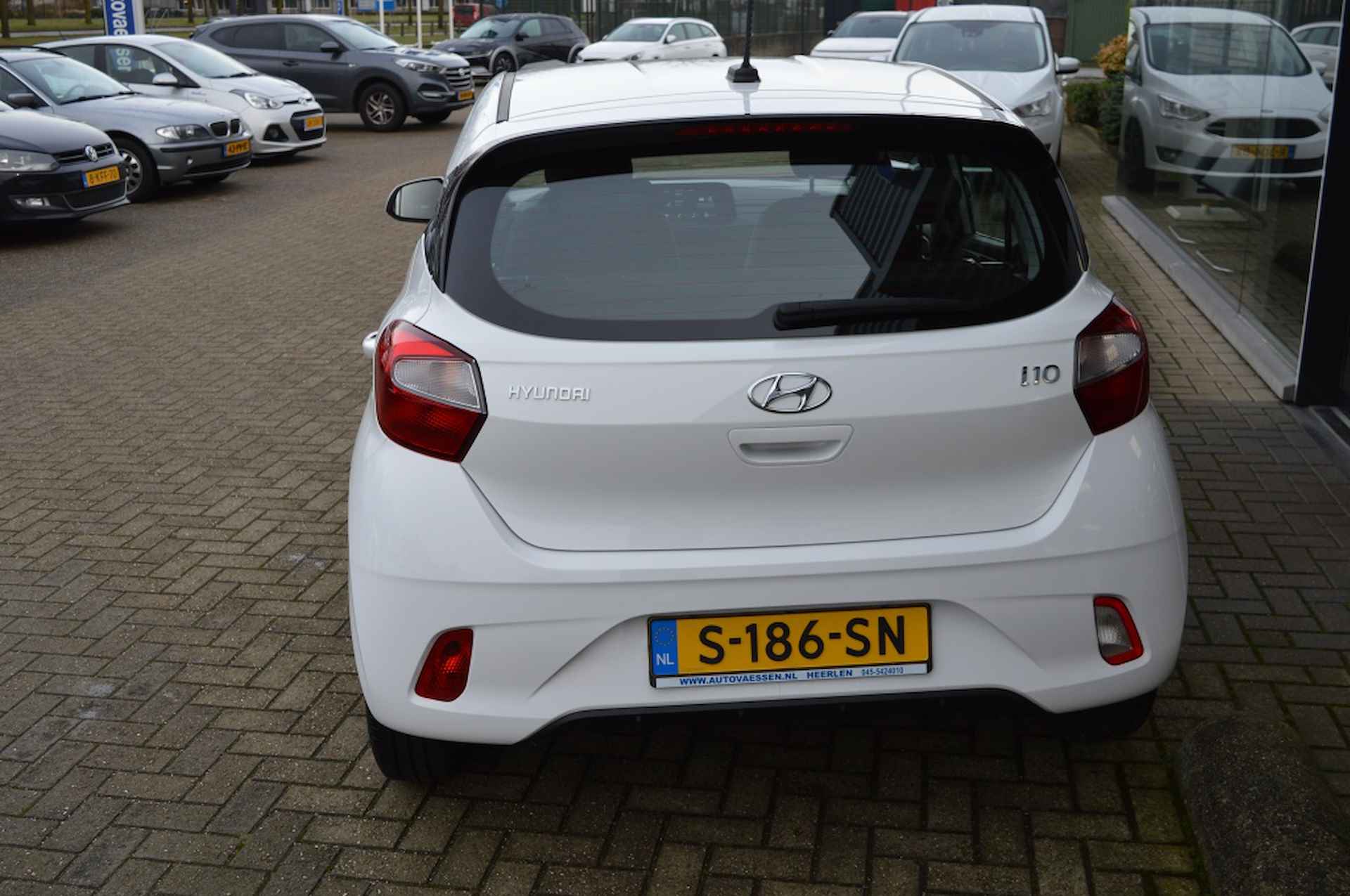 Hyundai i10 1.0 Comfort Carplay Cruise NL-auto - 8/21