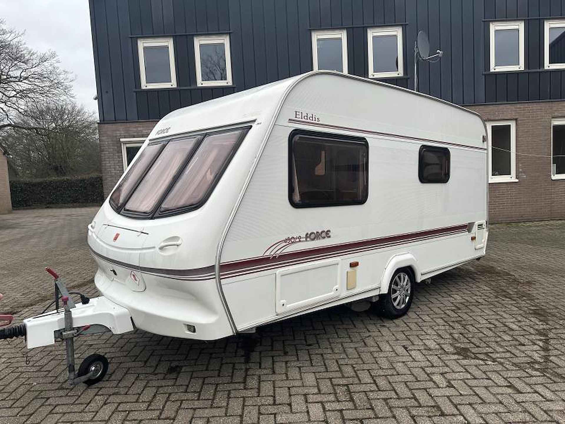 Elddis Force 4502 / mover + supertoiletruimte - 5/25