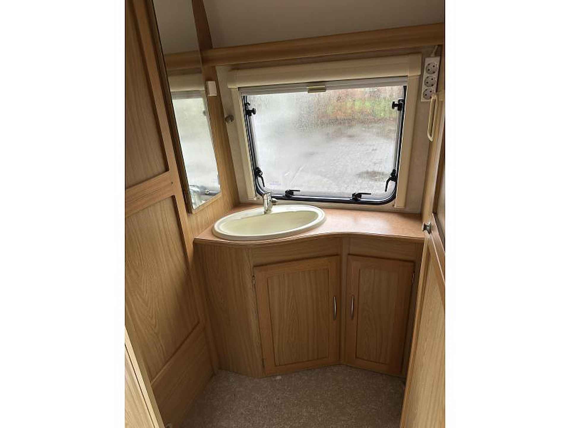 Elddis Force 4502 / mover + supertoiletruimte - 15/25