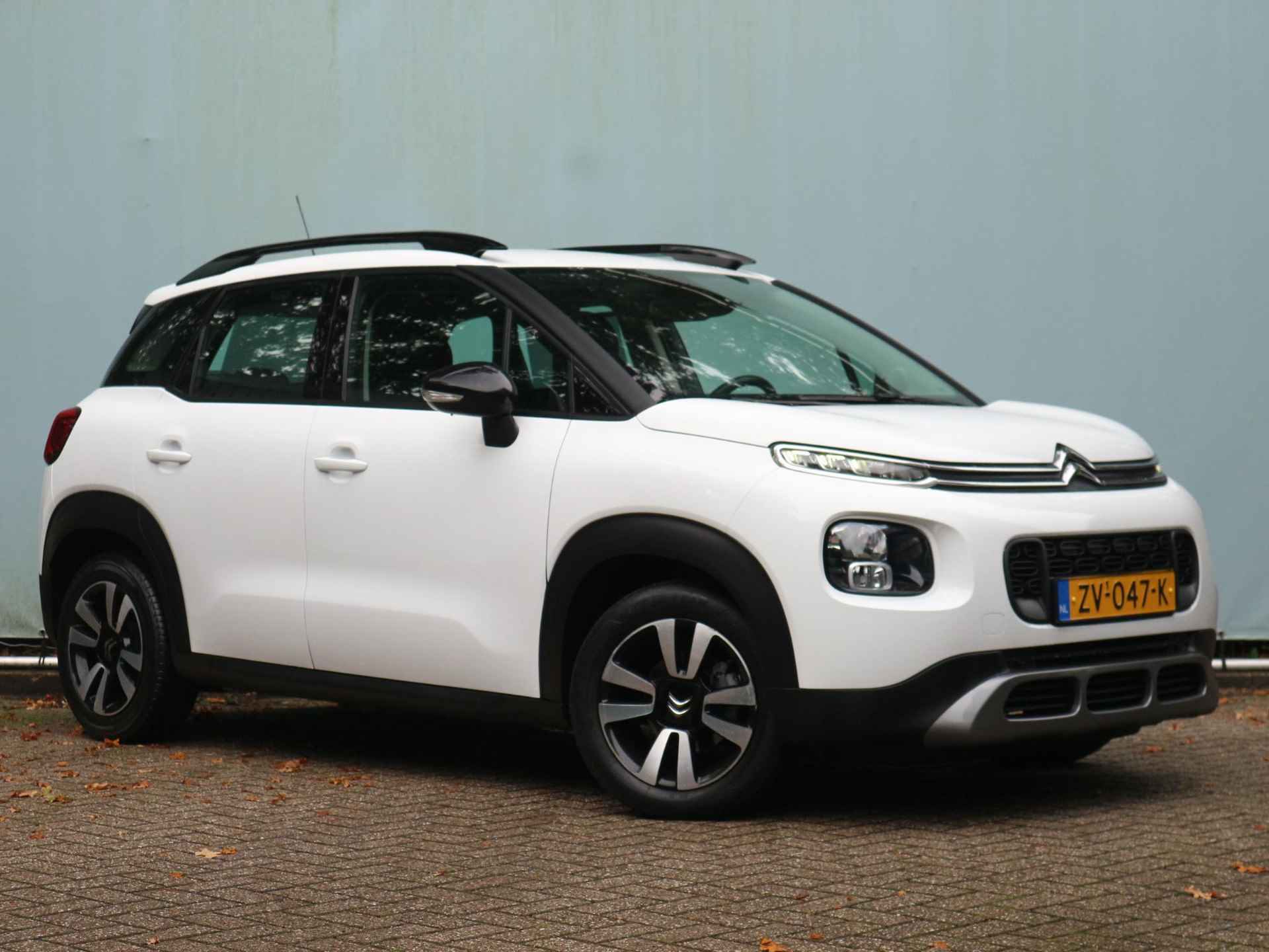 Citroen C3 Aircross Feel 1.2 82 pk / Navigatie / Parkeersensoren / Apple Carplay & Android Auto - 26/35