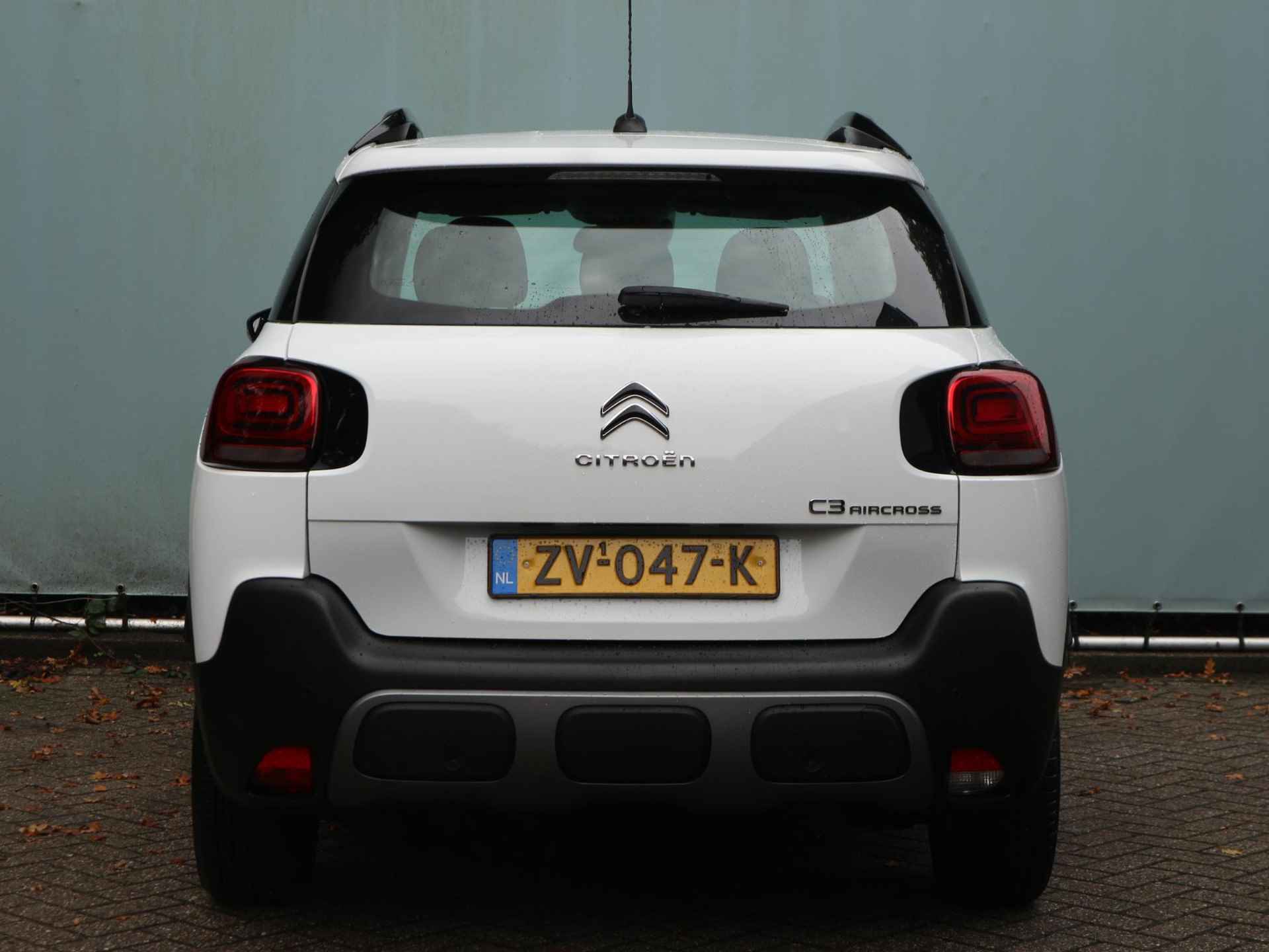 Citroen C3 Aircross Feel 1.2 82 pk / Navigatie / Parkeersensoren / Apple Carplay & Android Auto - 28/35