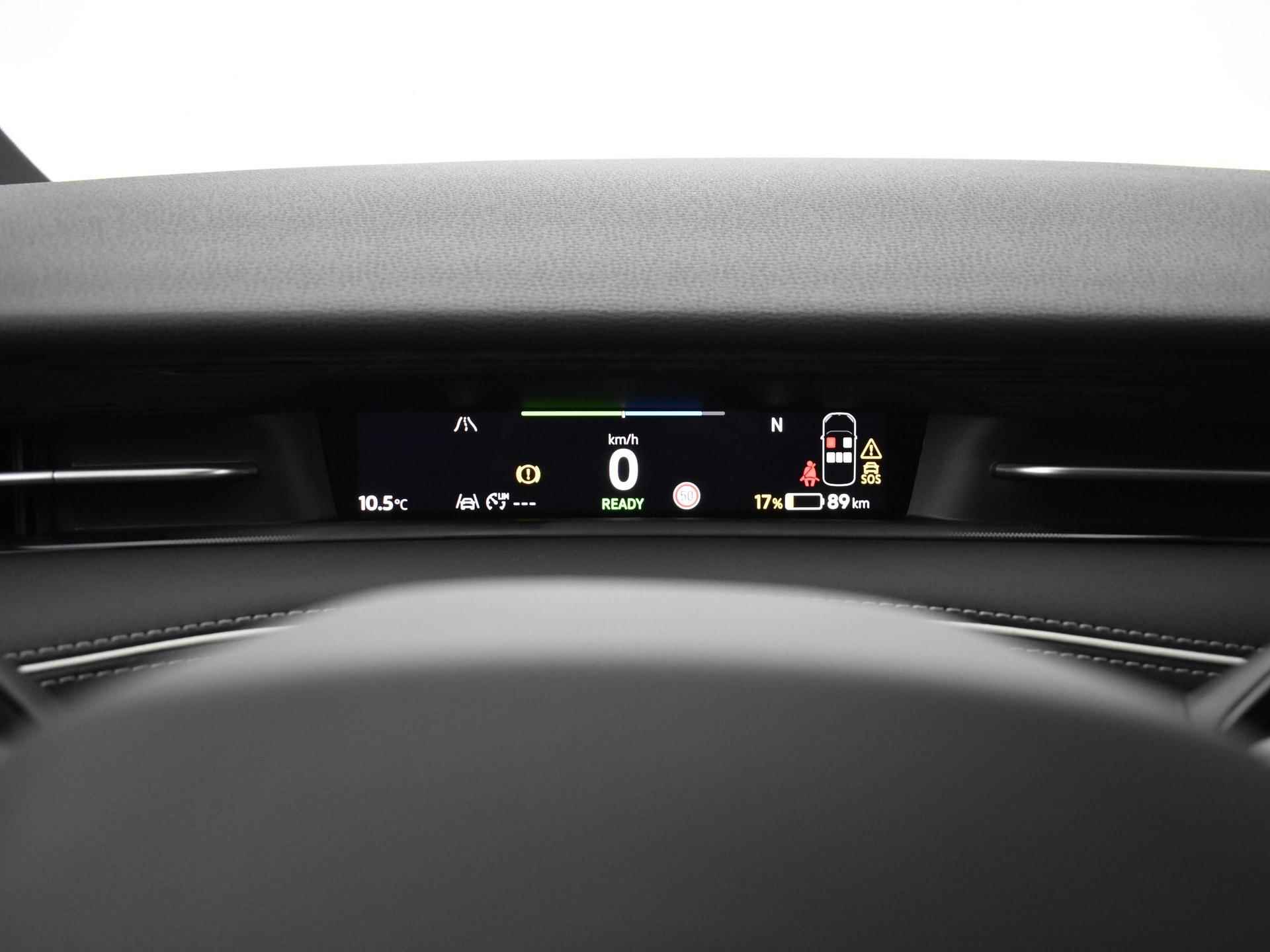 Volkswagen ID.7 Pro Business 77 kWh 286 pk electr. aandrijving · Interieur Pakket: Interieur pakket plus in donkergrijs met zwart · - 24/45