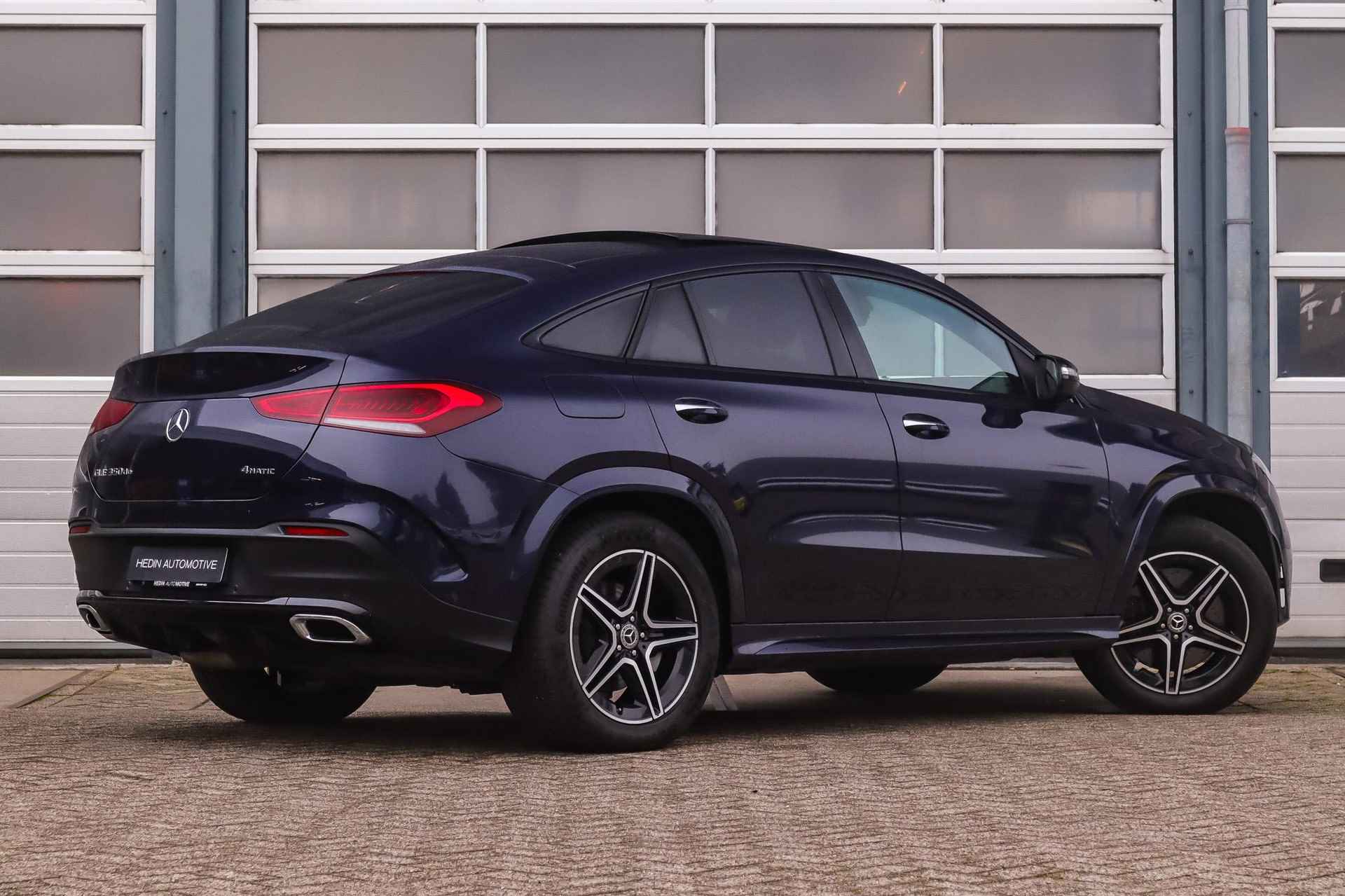 Mercedes-Benz GLE GLE 350de Automaat 4MATIC AMG Line | Nightpakket | Distronic+ | Airmatic | Burmester Audio | Stoelventilatie | Multibeam LED | Sfeerverlichting | Trekhaak - 2/43