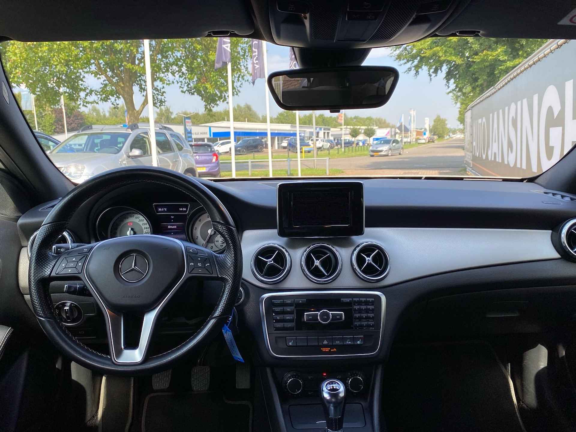 Mercedes-Benz GLA 200 Edition 1 | Airco | Cruise Control | Stoelverwarming | Lederen Bekleding | RIJKLAARPRIJS INCL 12 MAANDEN GARANTIE EN BEURT - 19/26