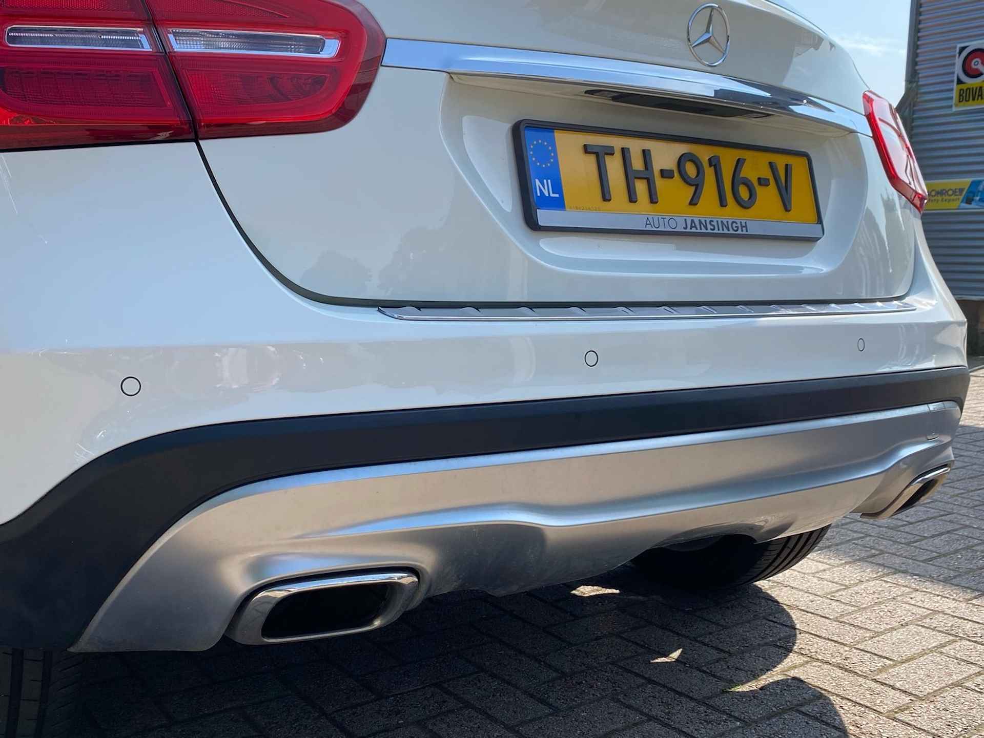 Mercedes-Benz GLA 200 Edition 1 | Airco | Cruise Control | Stoelverwarming | Lederen Bekleding | RIJKLAARPRIJS INCL 12 MAANDEN GARANTIE EN BEURT - 23/26