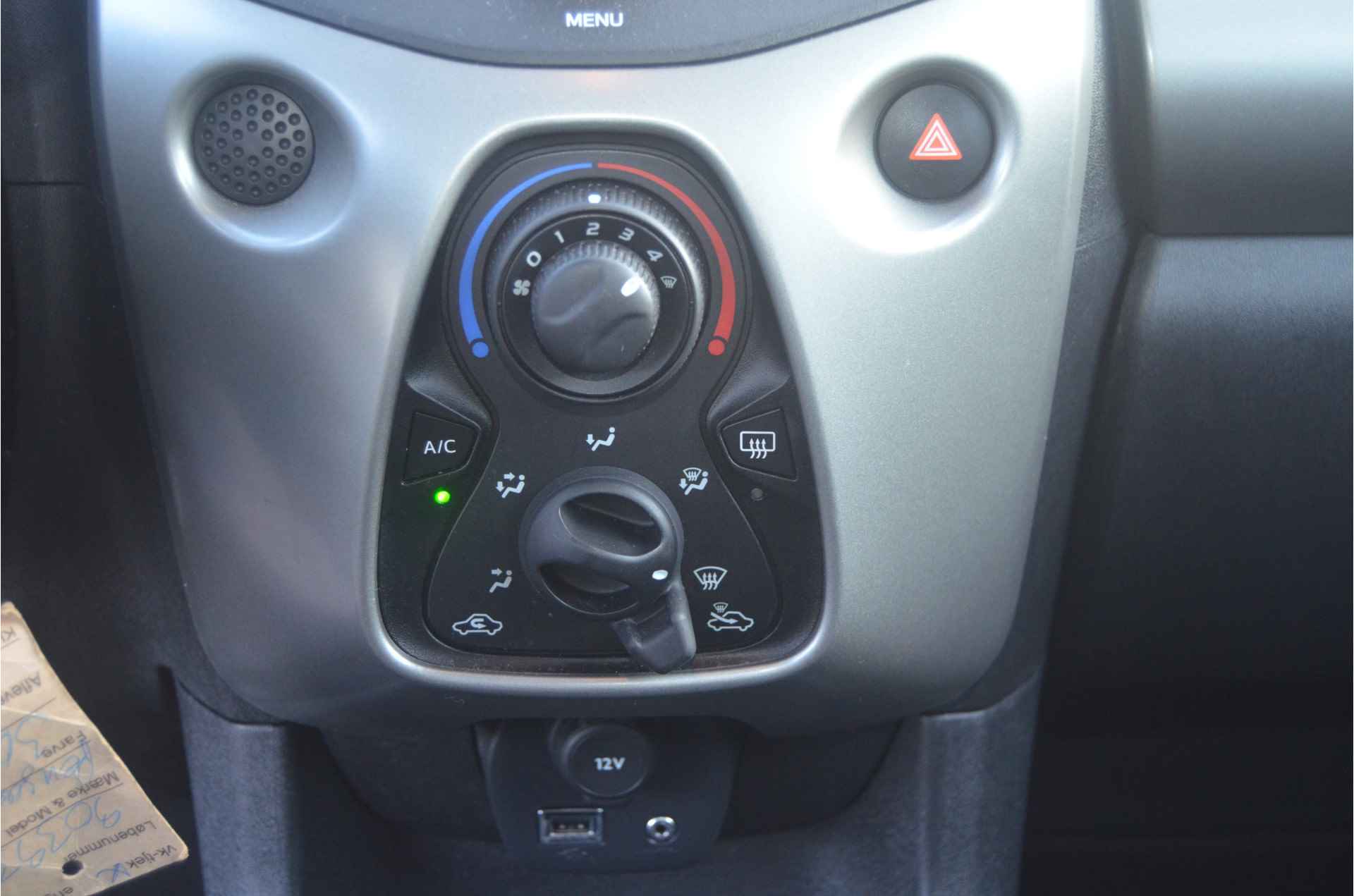 Peugeot 108 1.0 e-VTi... airco... 12 mnd. gar. - 30/38