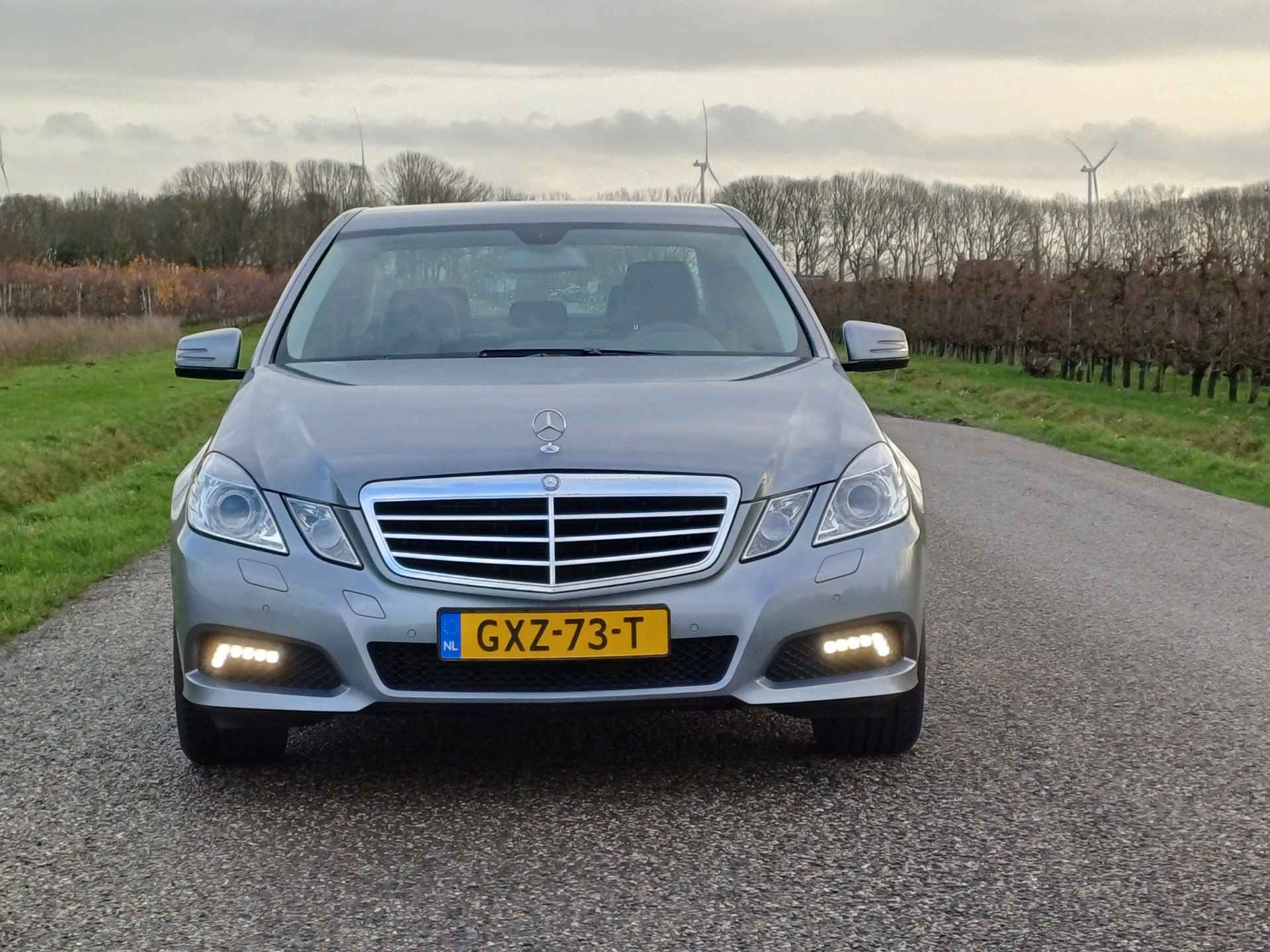 Mercedes-Benz E-Klasse 250 CGI Avantgarde Werkelijk Nieuwstaat ! | 100 % onderhouden ! | Lage KM ! - 4/46