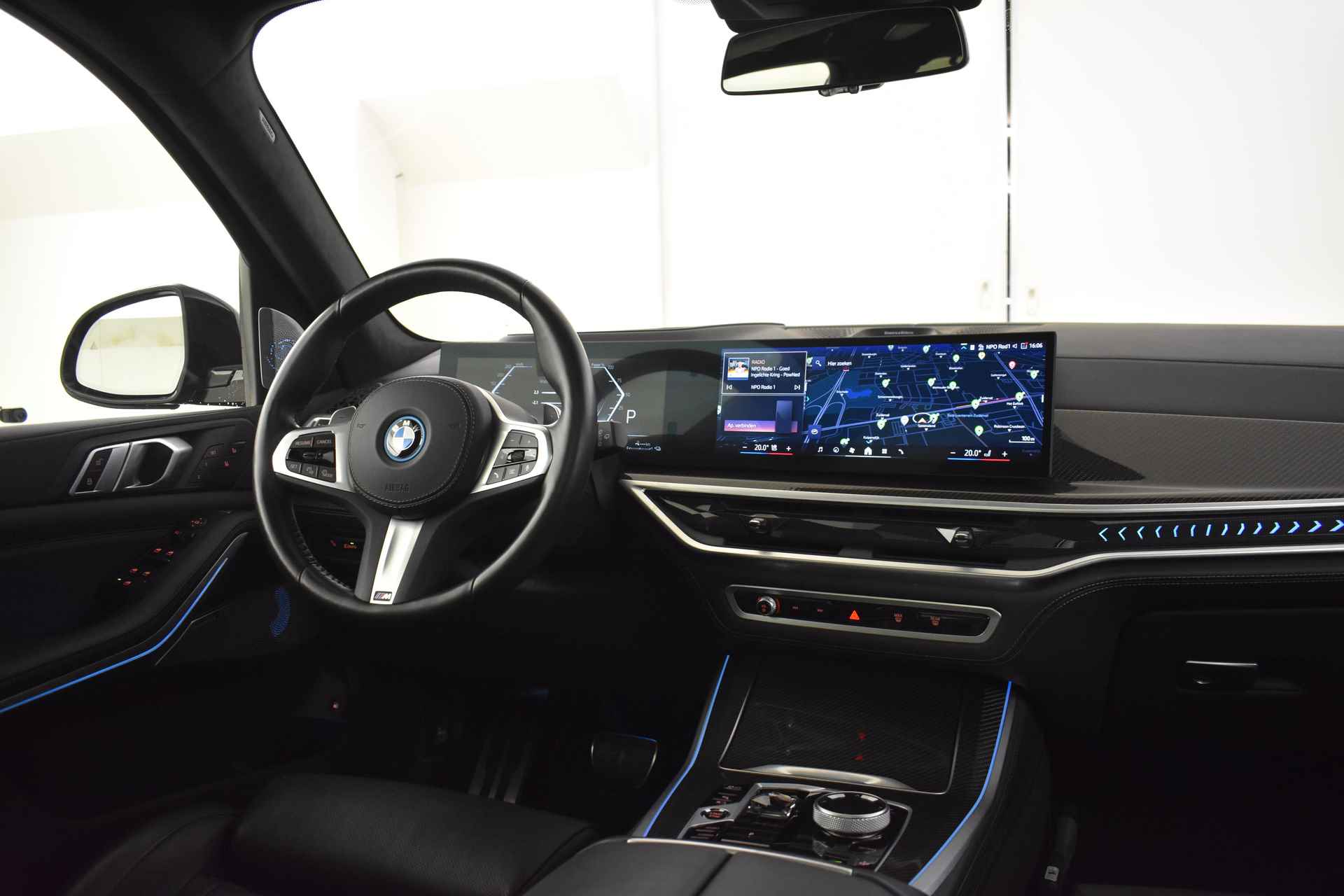 BMW X5 xDrive50e High Executive M Sport Automaat / Panoramadak Sky Lounge / Trekhaak / Parking Assistant Professional / Adaptieve LED / Soft-Close / Comfort Access - 21/63