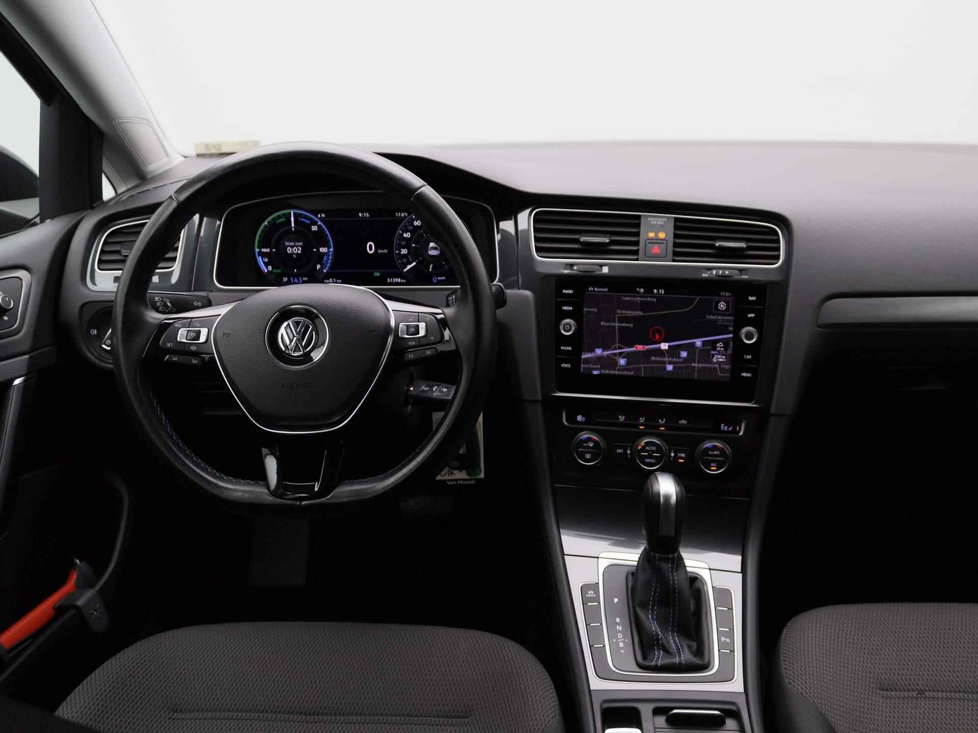 Volkswagen e-Golf E-DITION | Navigatie | Climate Control | Parkeersensoren | - 7/35