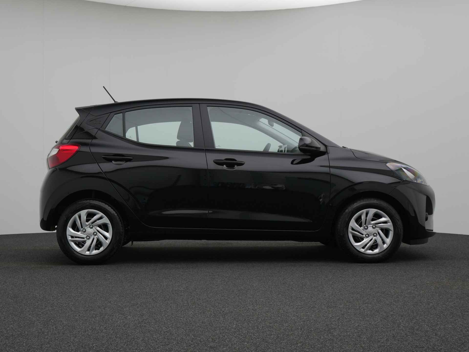 Hyundai i10 1.0 Comfort 5-zits Stadsauto met Apple Carplay en Android auto - 8/28