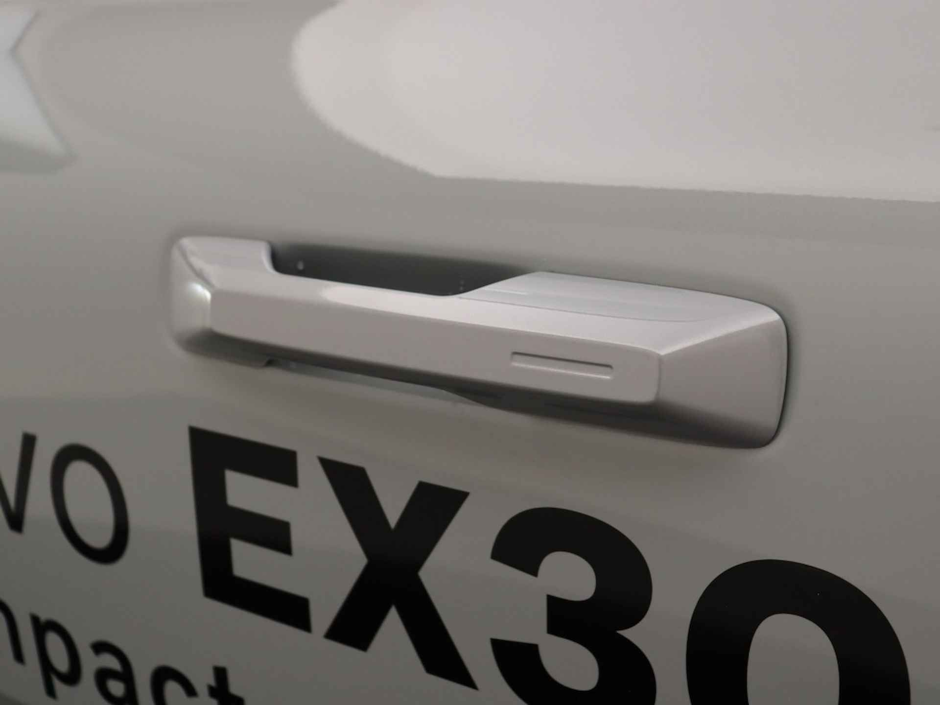 Volvo EX30 EXTENDED RANGE (SINGLE) PLUS GETINT GLAS HARMAN KARDON ACC BLIS - 30/32