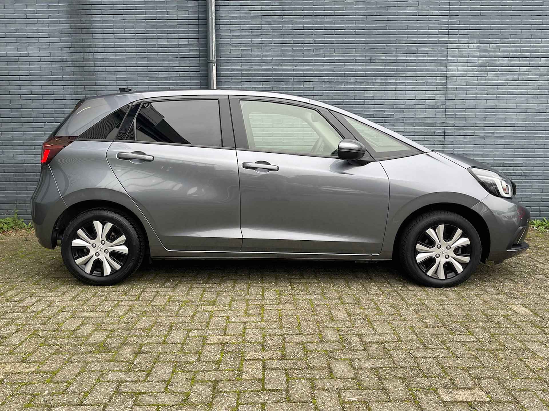 HONDA Jazz 1.5 e:HEV 109pk Hybrid Automaat Elegance | Carplay | Adaptive Cruise Control | Stoelverwarming | LED verlichting | - 3/33