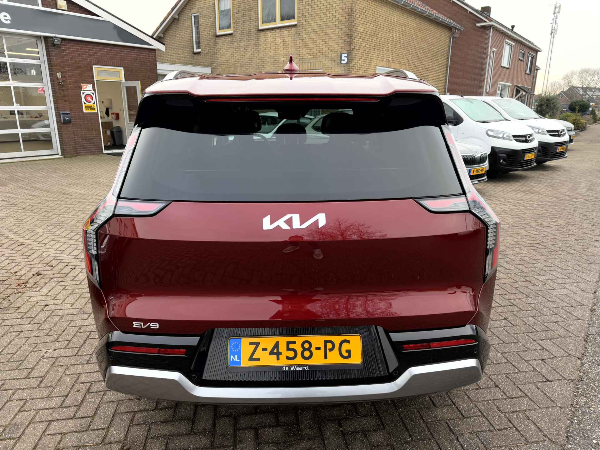 Kia EV9 Launch Edition 99.8 kWh 7-Persoons, NL. Auto - 17/32