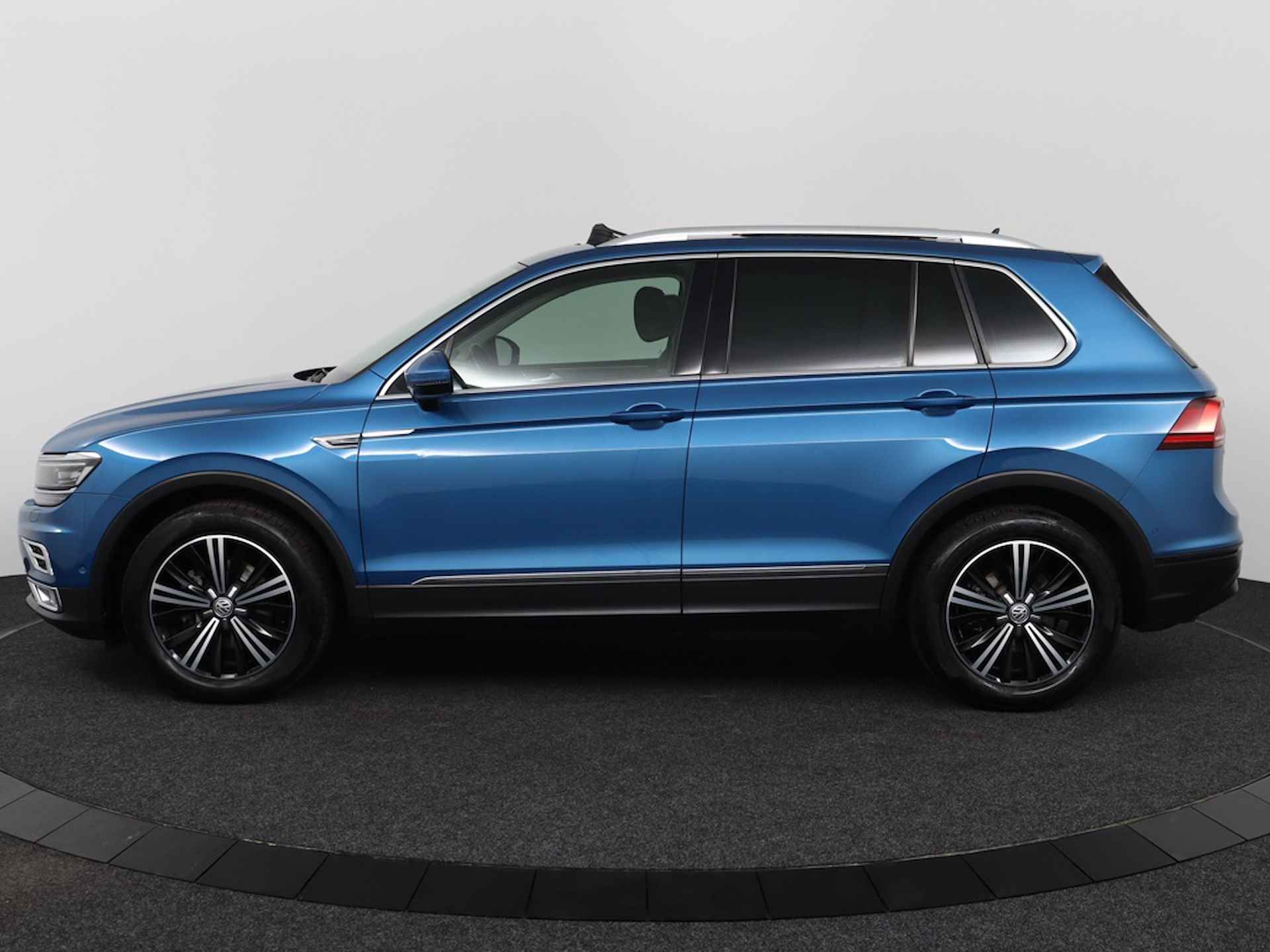 Volkswagen Tiguan 1.4 TSI ACT 150PK Bomvoll Ergostoelen/massage/vi - 3/60