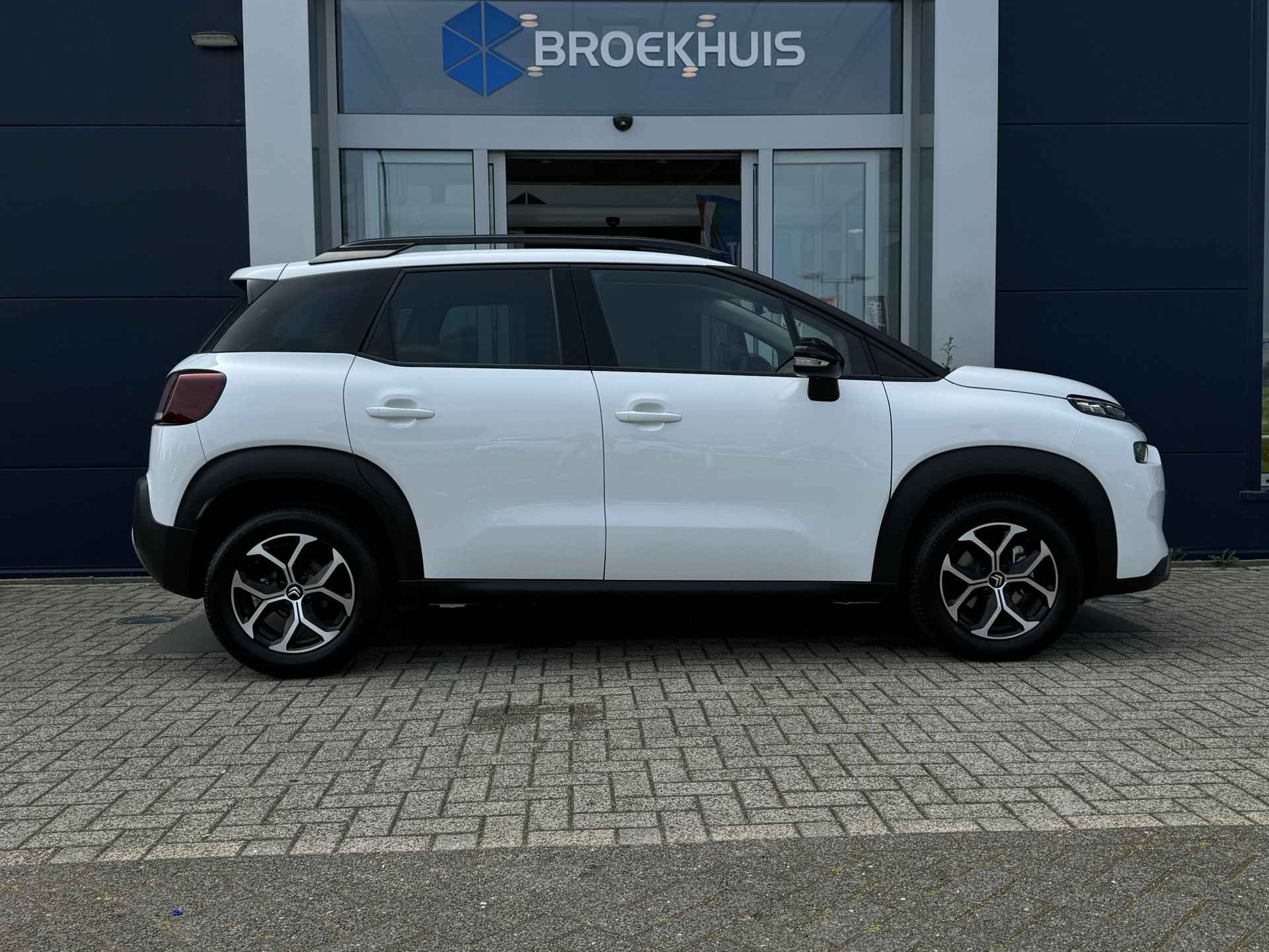 Citroën C3 Aircross 1.2 130PK Shine | Automaat | Stoelverwarming | Sensoren achter | Climate Control | Carplay - 9/35