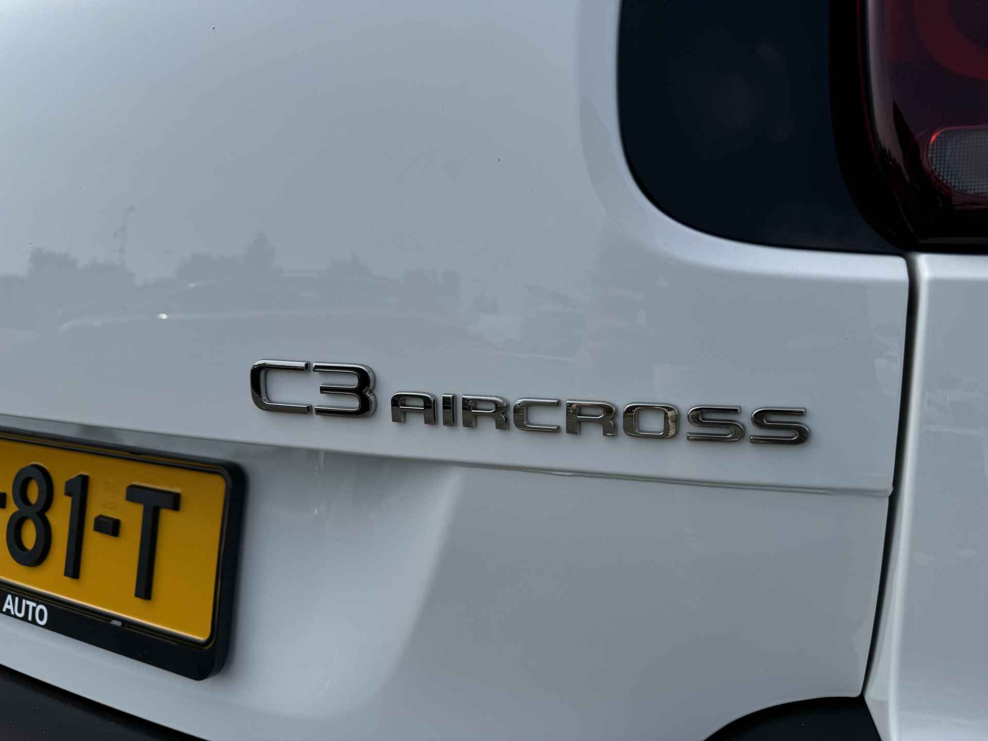 Citroën C3 Aircross 1.2 130PK Shine | Automaat | Stoelverwarming | Sensoren achter | Climate Control | Carplay - 14/35