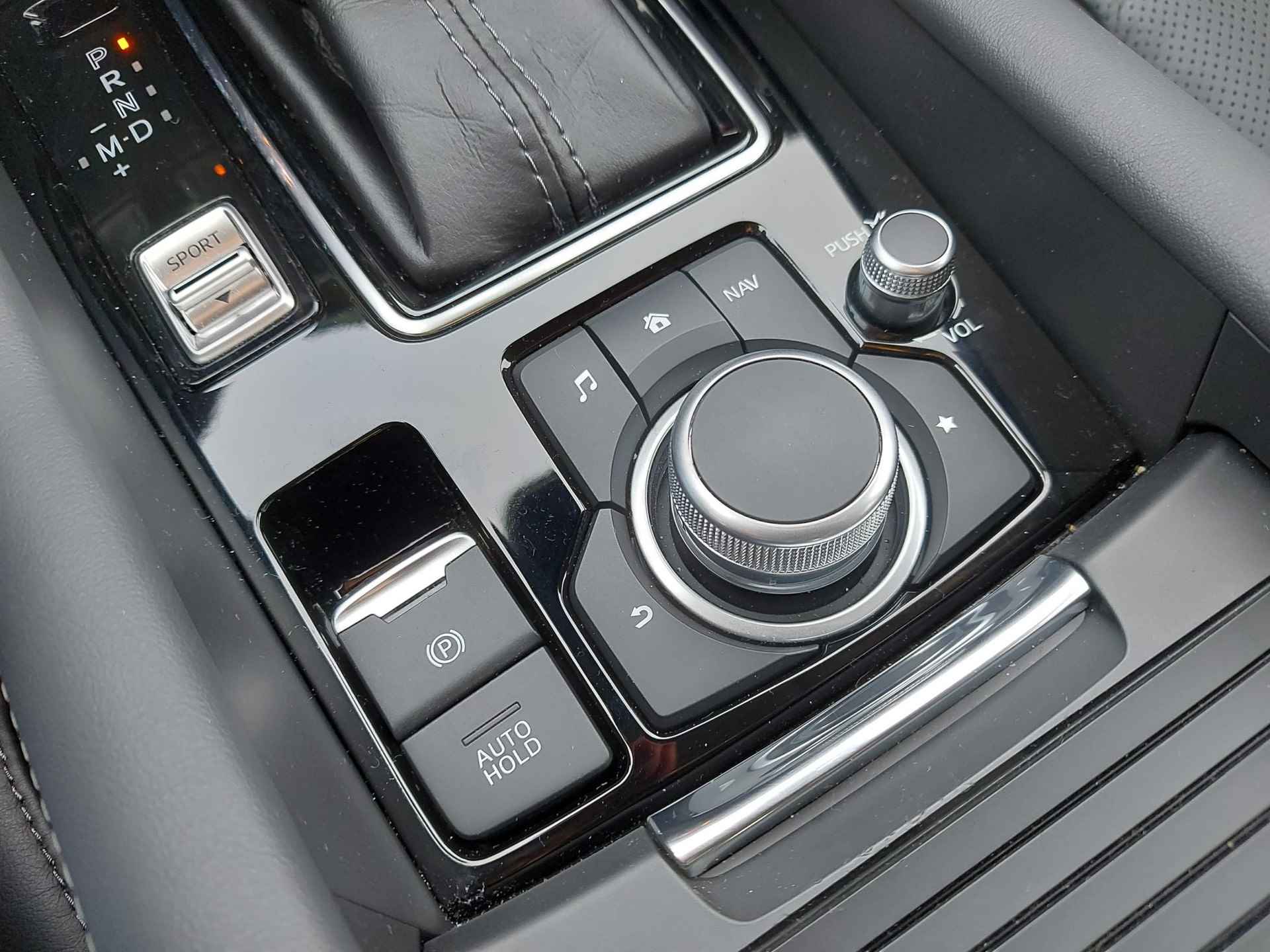 Mazda 6 Automaat 2.0 Sky-G 165 Business /360 camera/DAB/Keyless/Adaptive/Airco/Leder/CarPlay/Head-up/19inch Black - 16/32