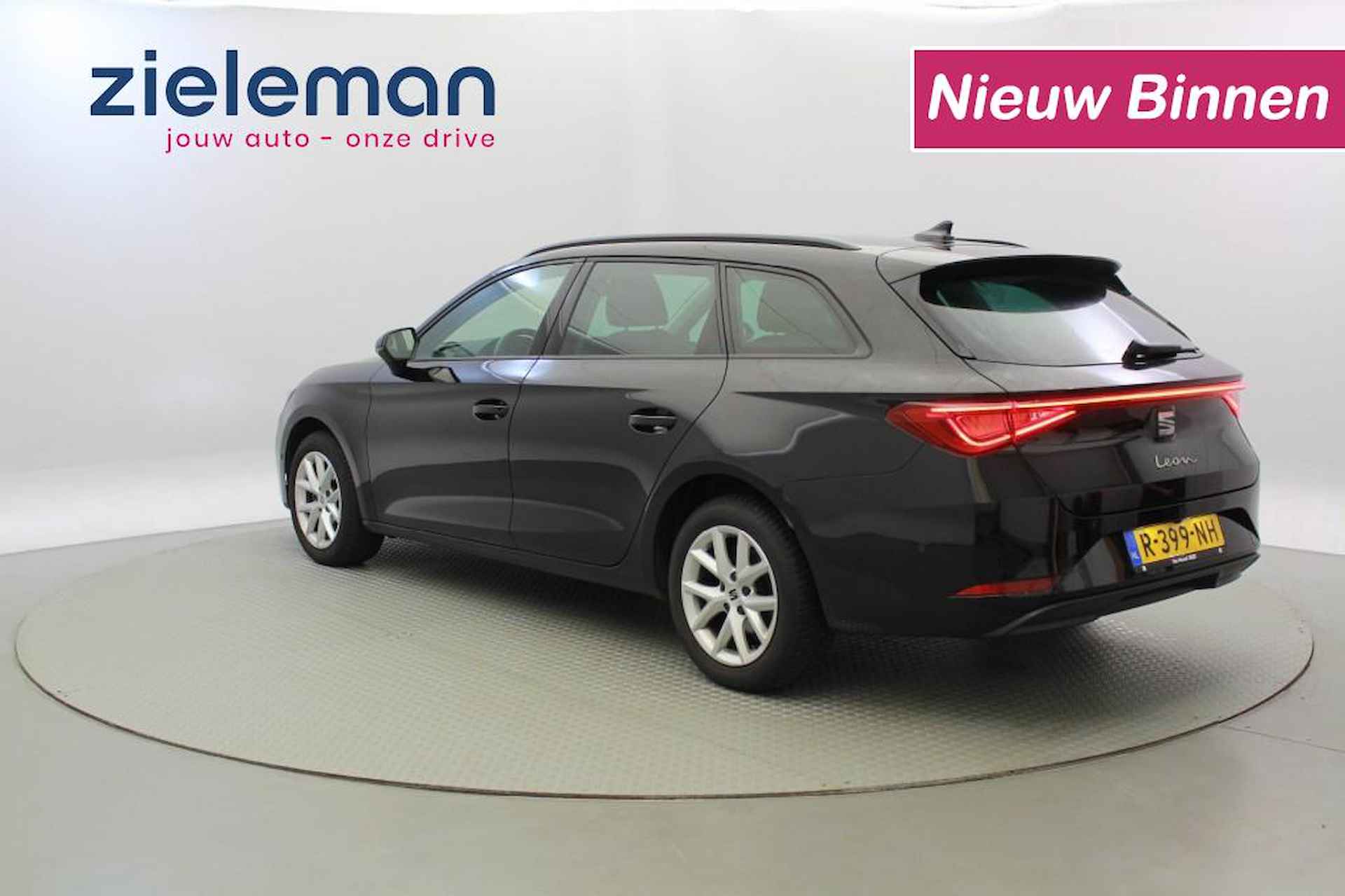 SEAT Leon ST 1.0 TSI Style Business Intense - Carplay, Camera - 3/28