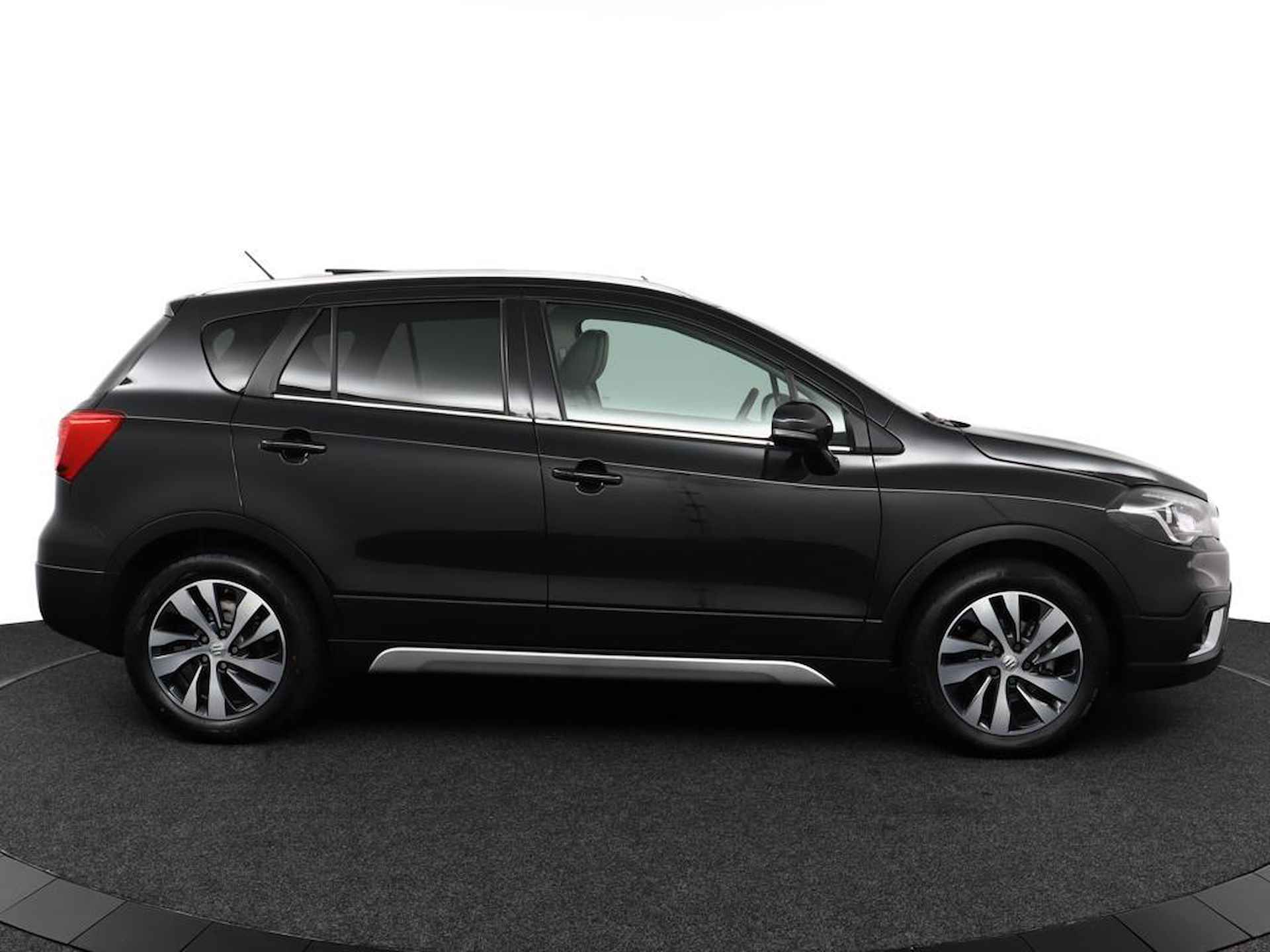 Suzuki S-Cross 1.0 Boosterjet High Executive | Leer | Stoelverwarming | Camera | Navigatie | Panoramadak | Trekhaak | Parkeerhulp | Cruise Control - 4/45