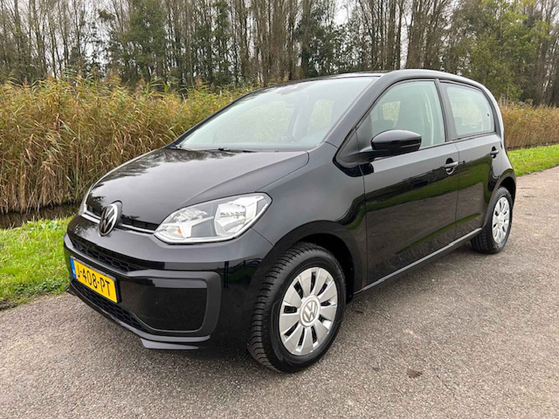 Volkswagen Up! 1.0 60PK 4D BMT Move up! Bluetooth | Cruise control | Camera | Parkeersensoren | Climate control | All season banden | NAP | Rijklaar prijs! - 3/22